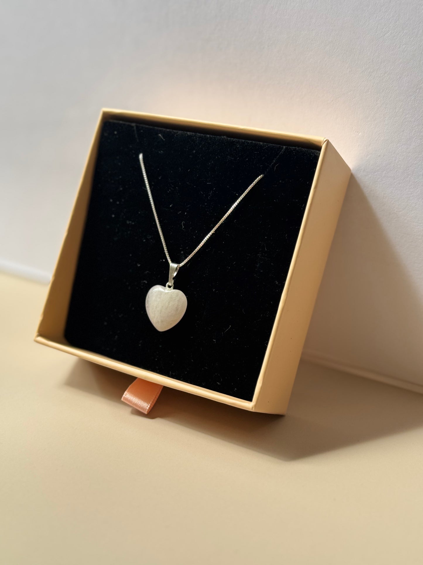 Pendentif Quartz Rose – Douceur du Cœur