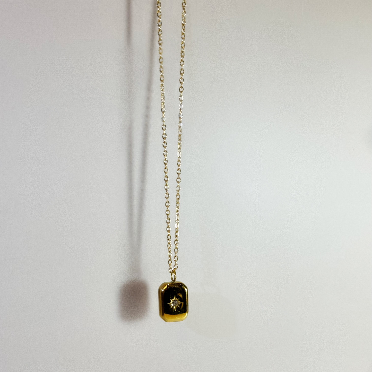 Collier Étoile Dorée