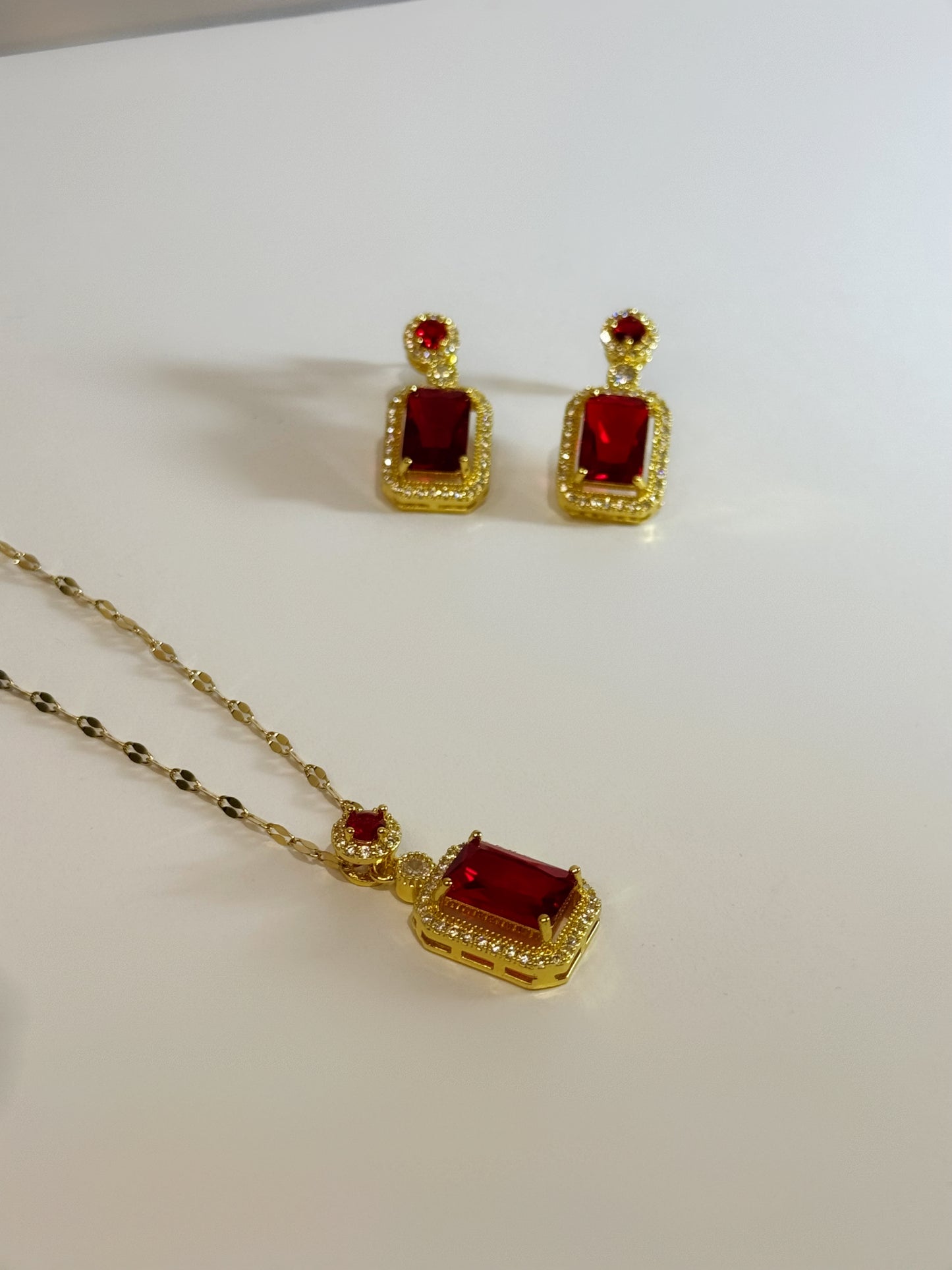 Parure Éclat Rouge