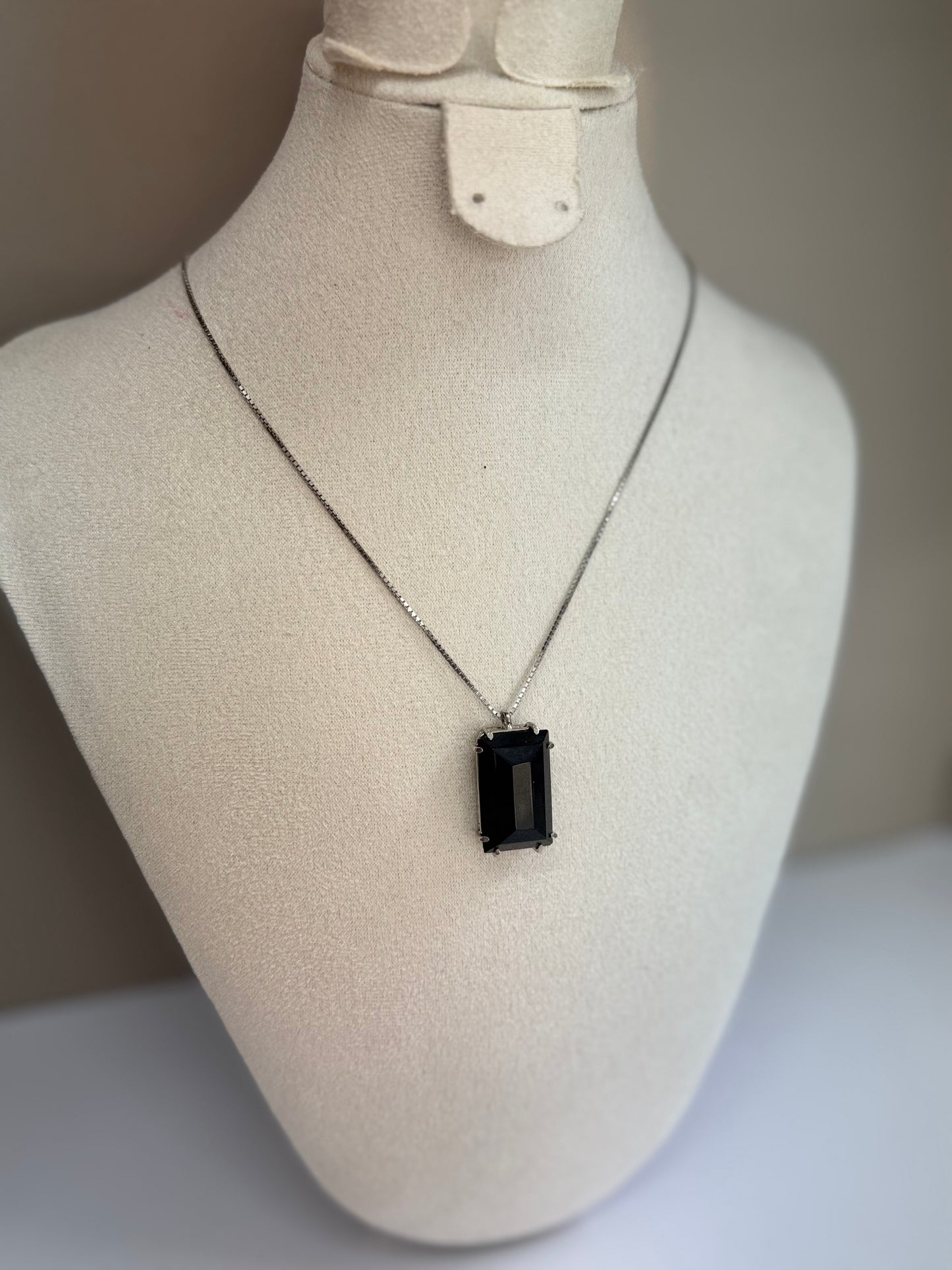 Nuit Souveraine (Agate noire)