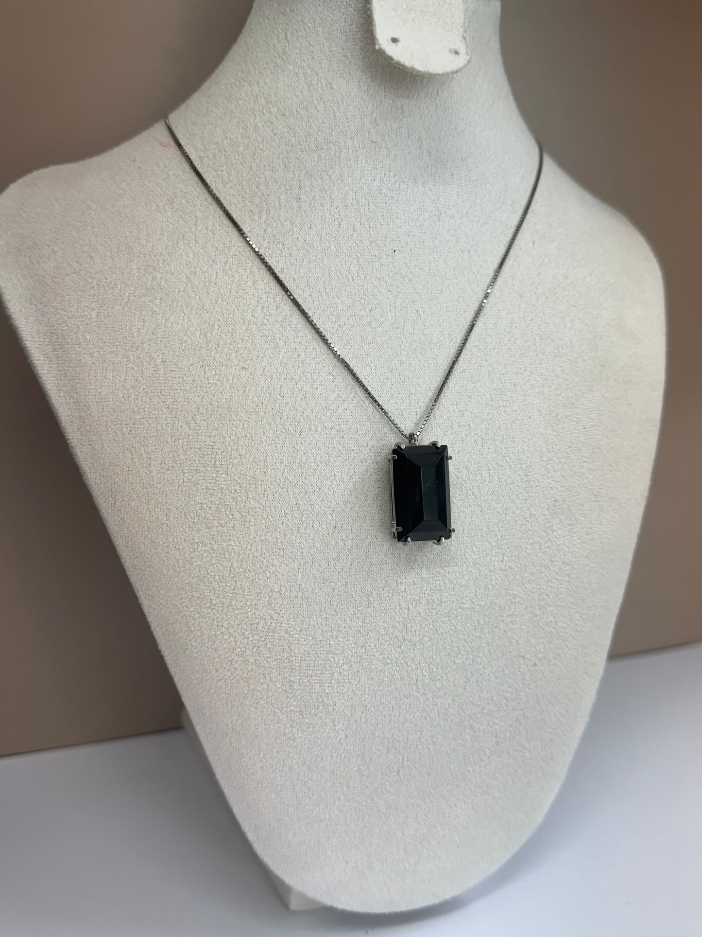 Nuit Souveraine (Agate noire)