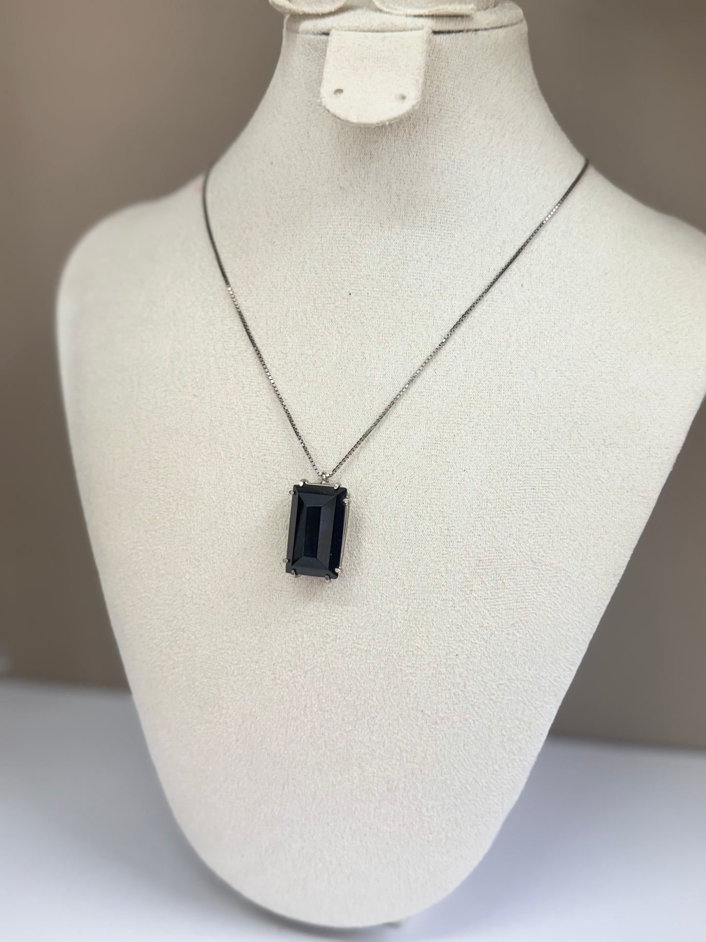 Nuit Souveraine (Agate noire)