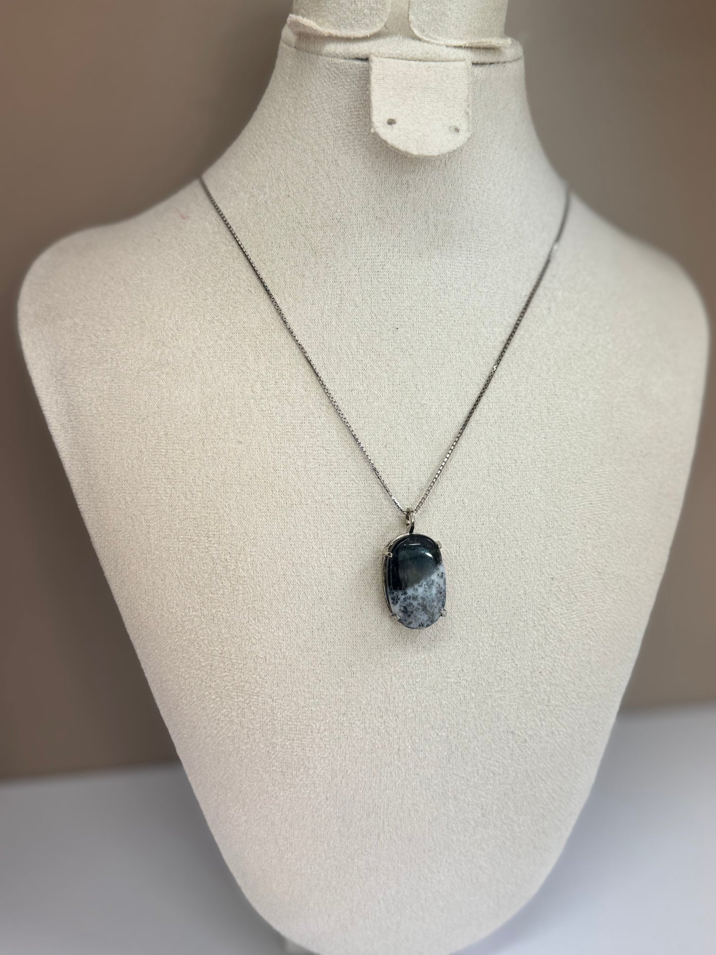 Nuit de Givre (Agate)