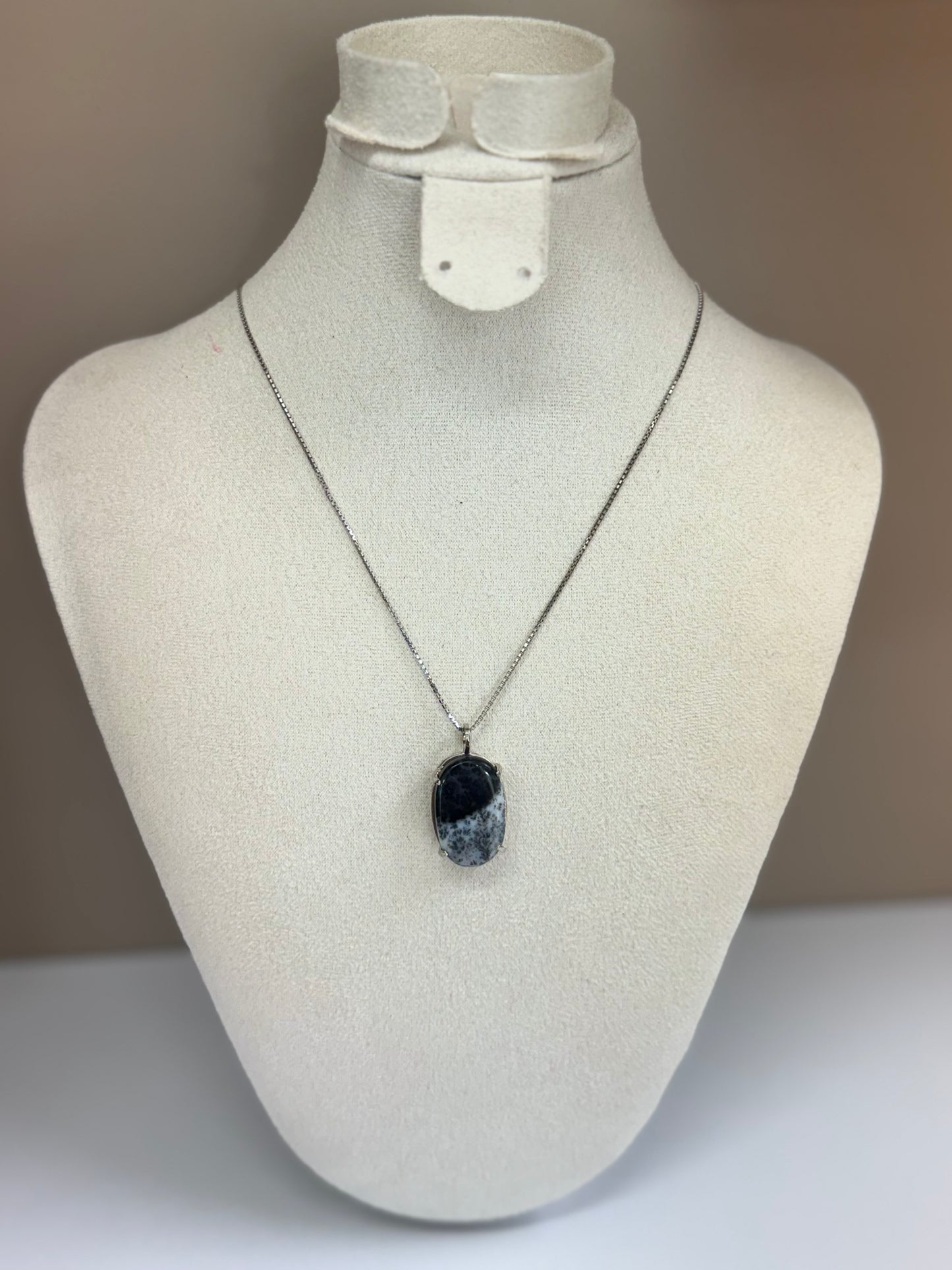Nuit de Givre (Agate)