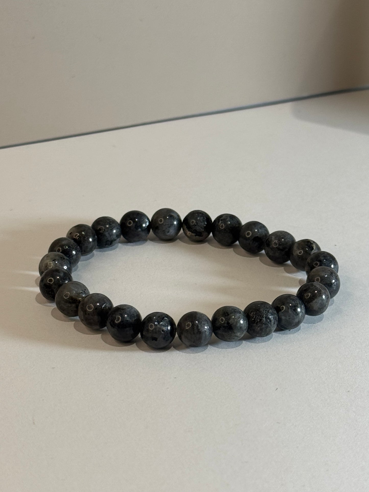 Bracelet Gardien de l’Ombre (Larvikite)