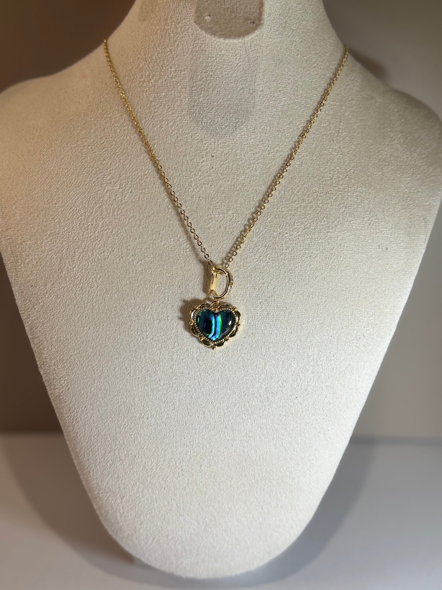 Collier Cœur Bleu Mystique