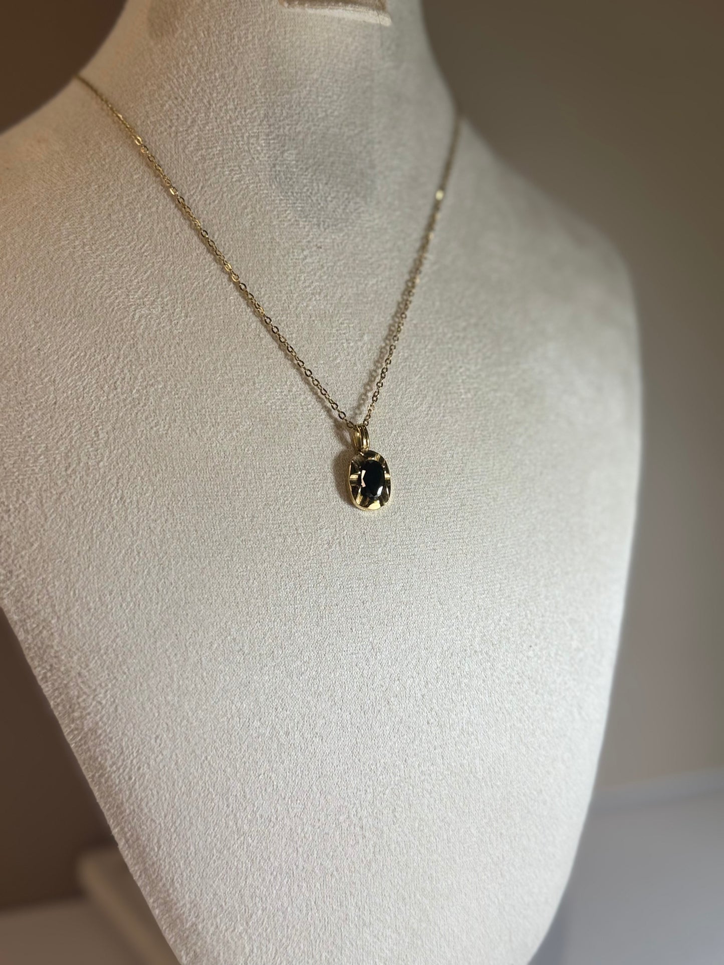 Collier Saphir Étoilé