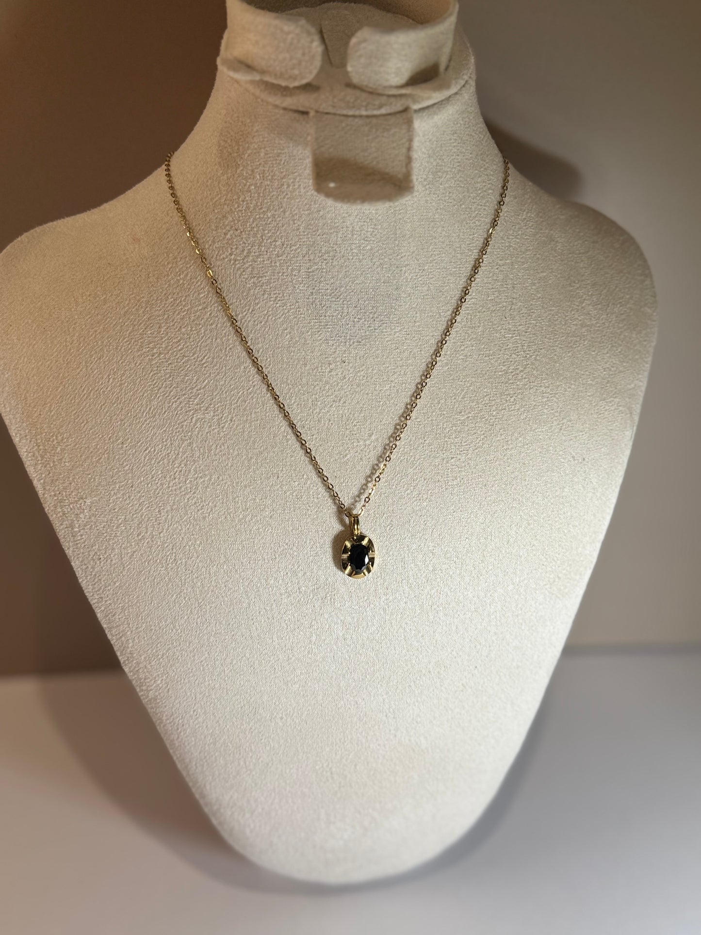 Collier Saphir Étoilé