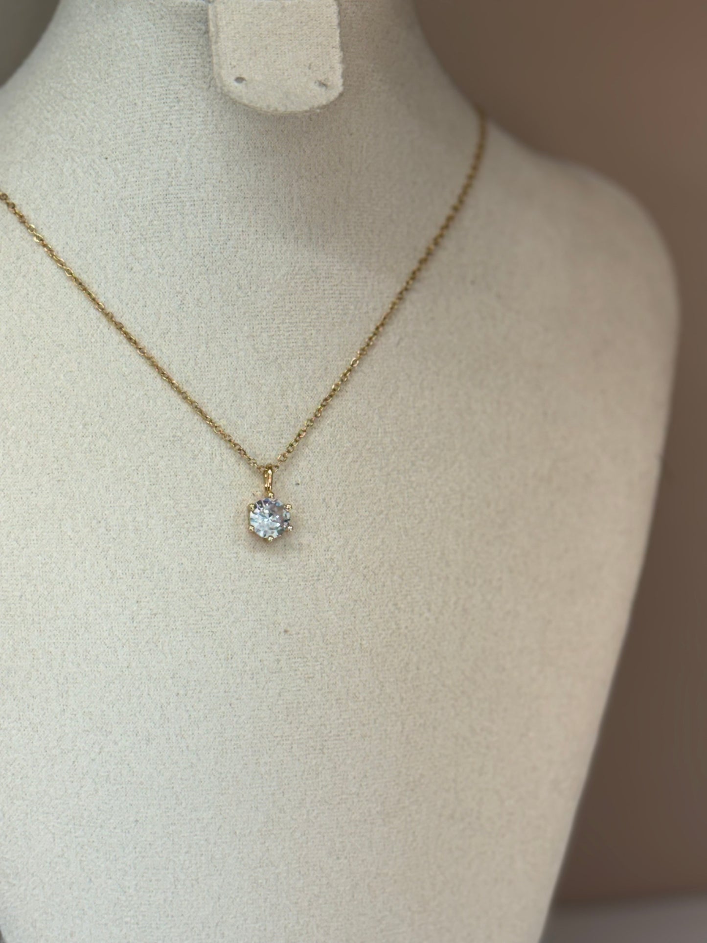 Collier Éclat Solitaire