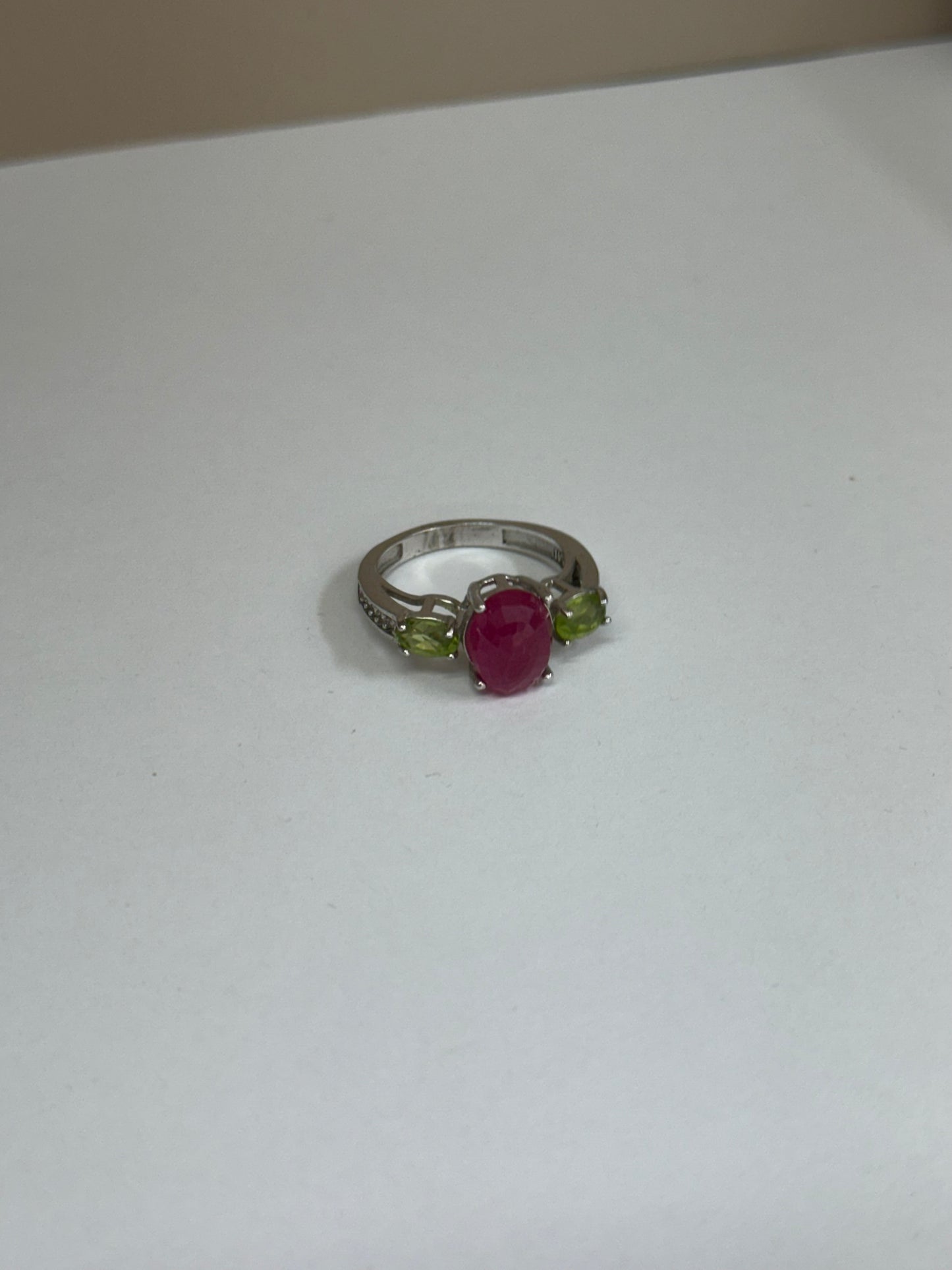 Bague Rosée Royale (Tourmaline Rose & Péridots)
