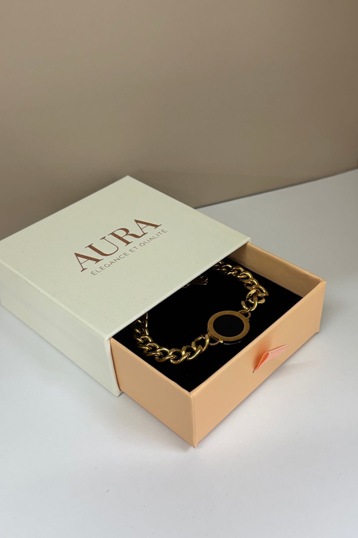Bracelet Médaillon Noir