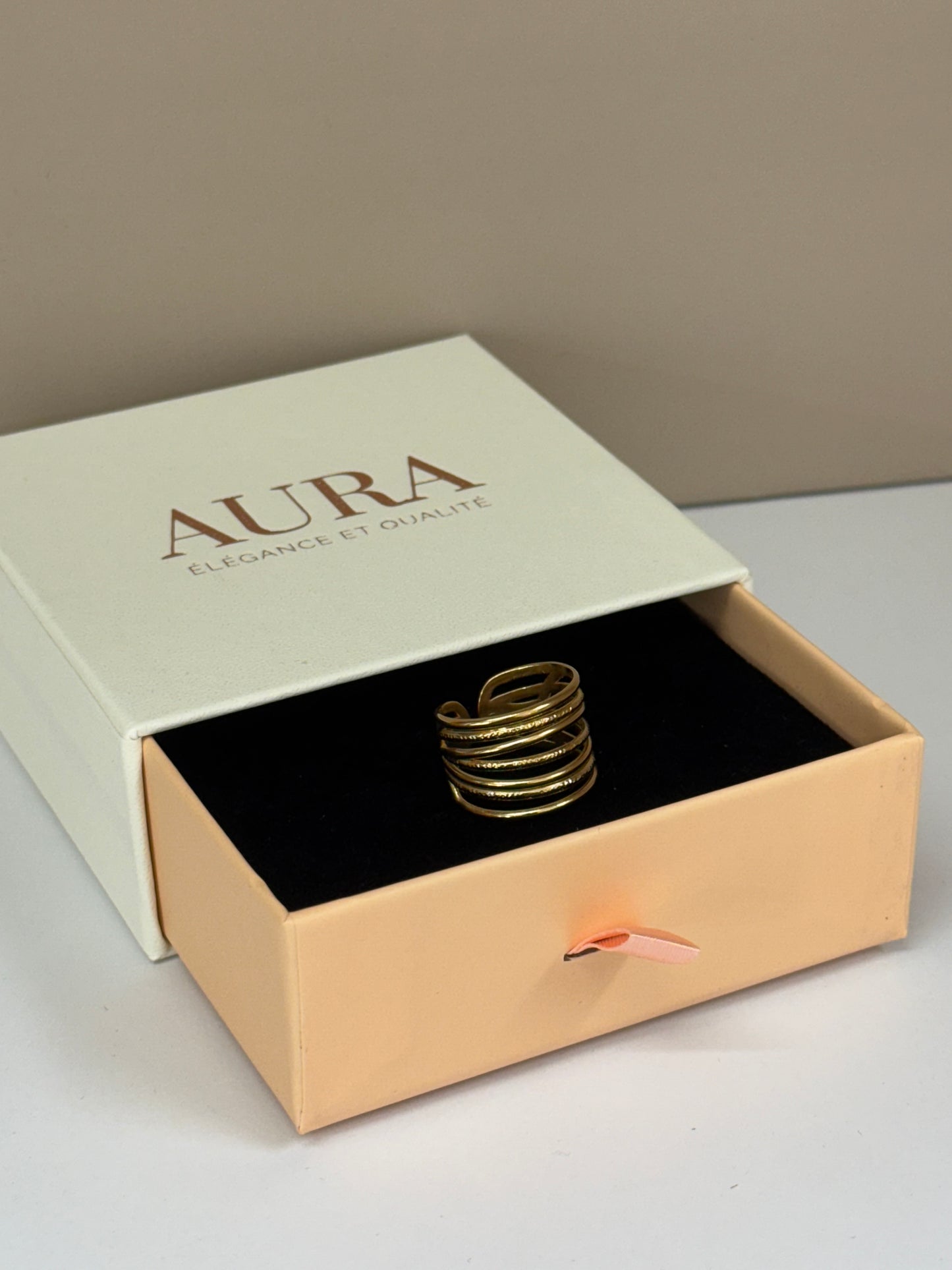 Bague Élégance Contemporaine