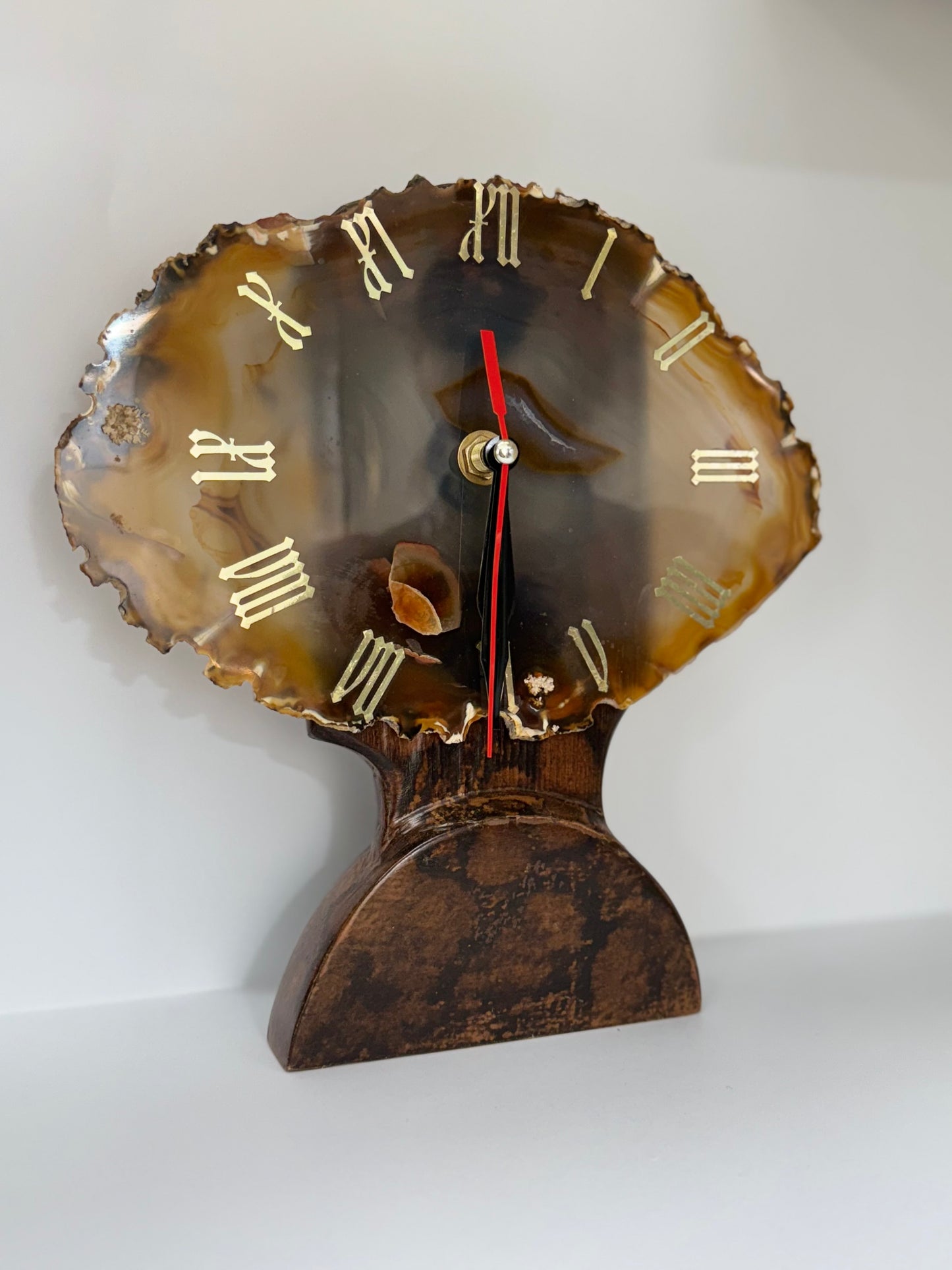 Horloge en agate naturelle – Pièce artisanale unique