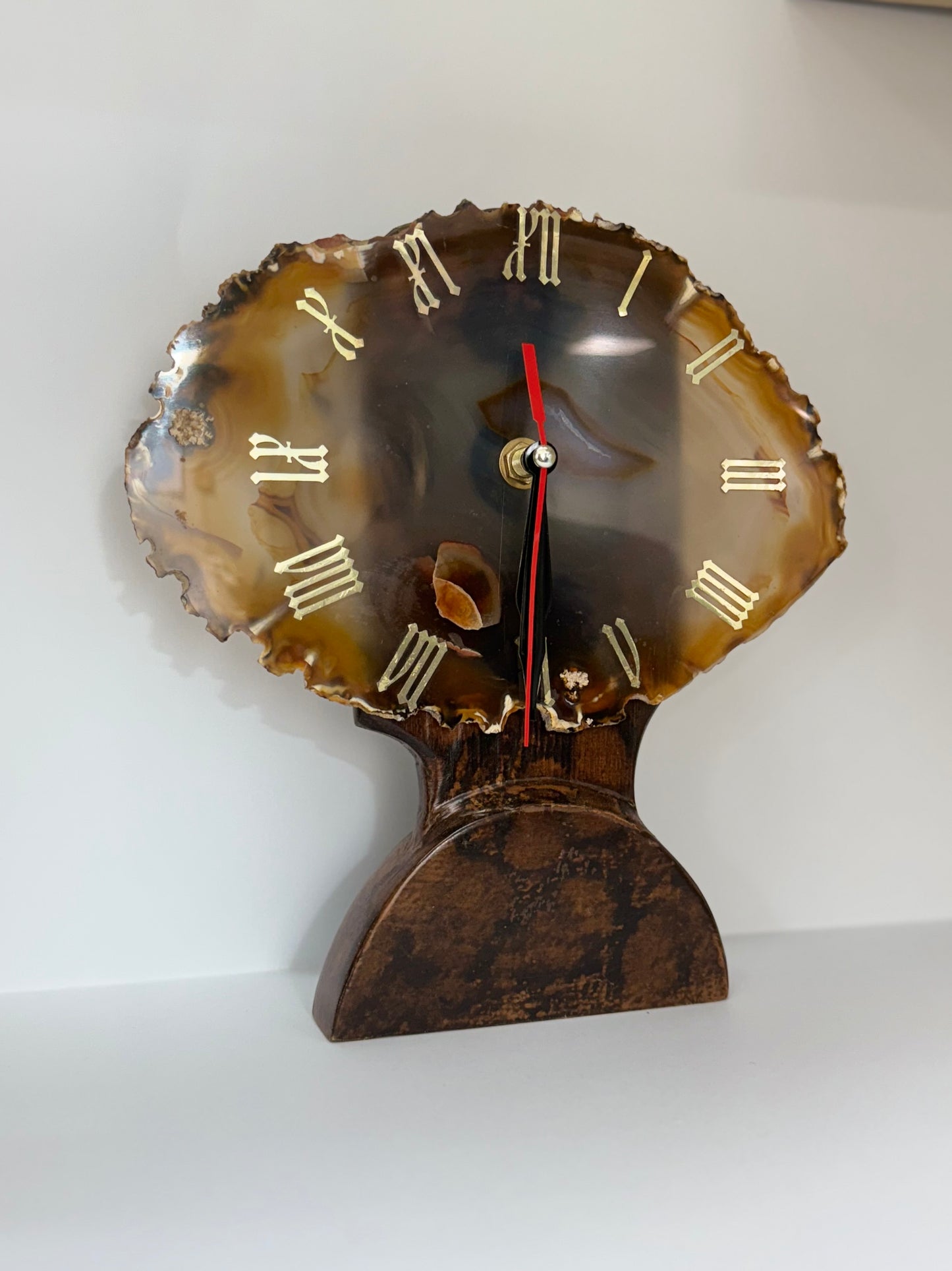 Horloge en agate naturelle – Pièce artisanale unique
