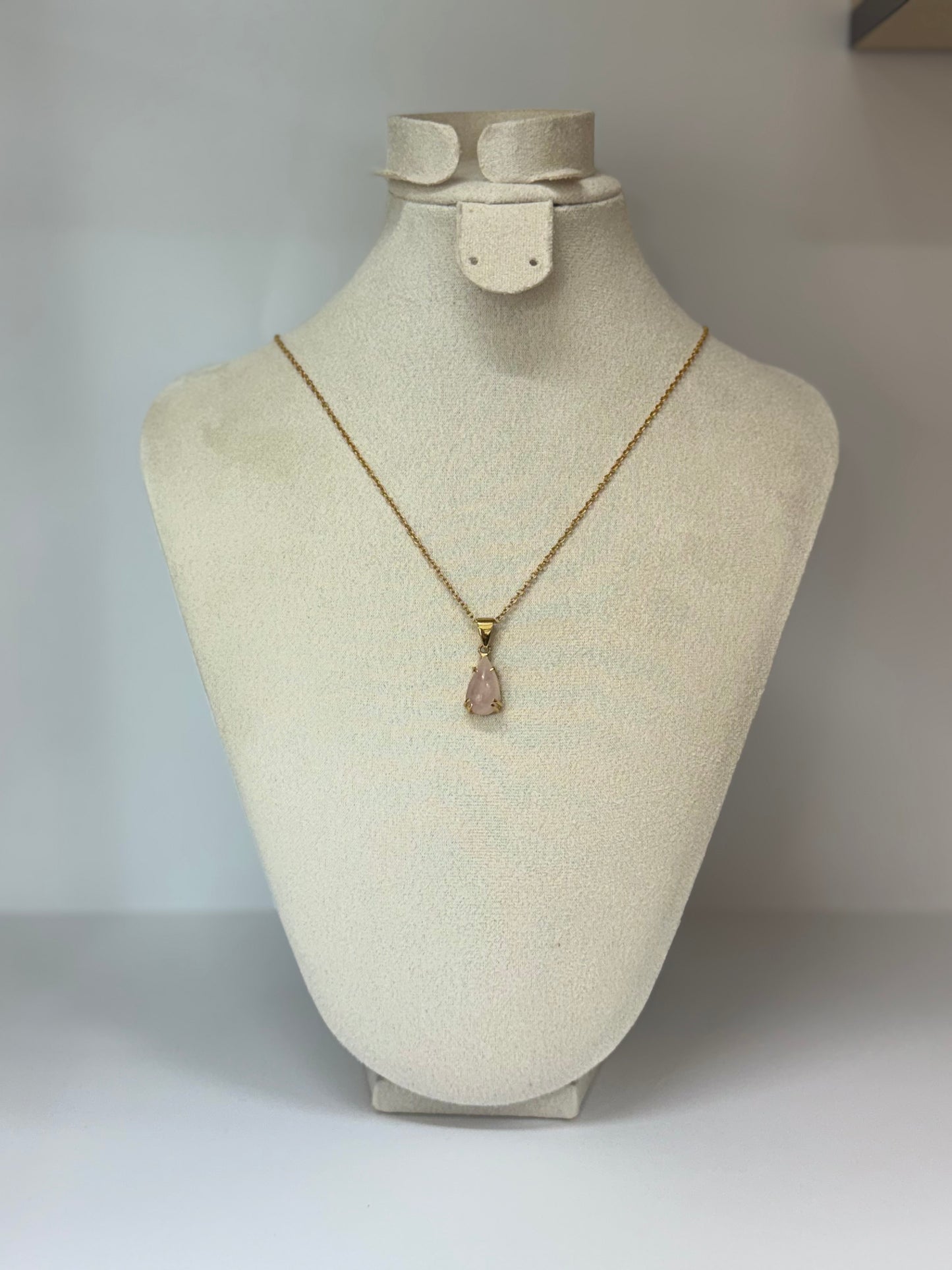 Collier Rose d’Aurore