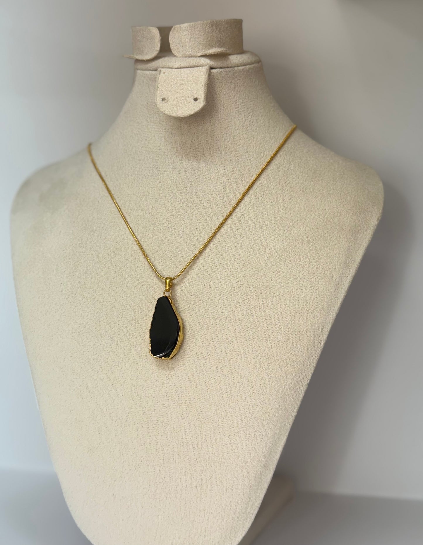 Collier Silence Noir