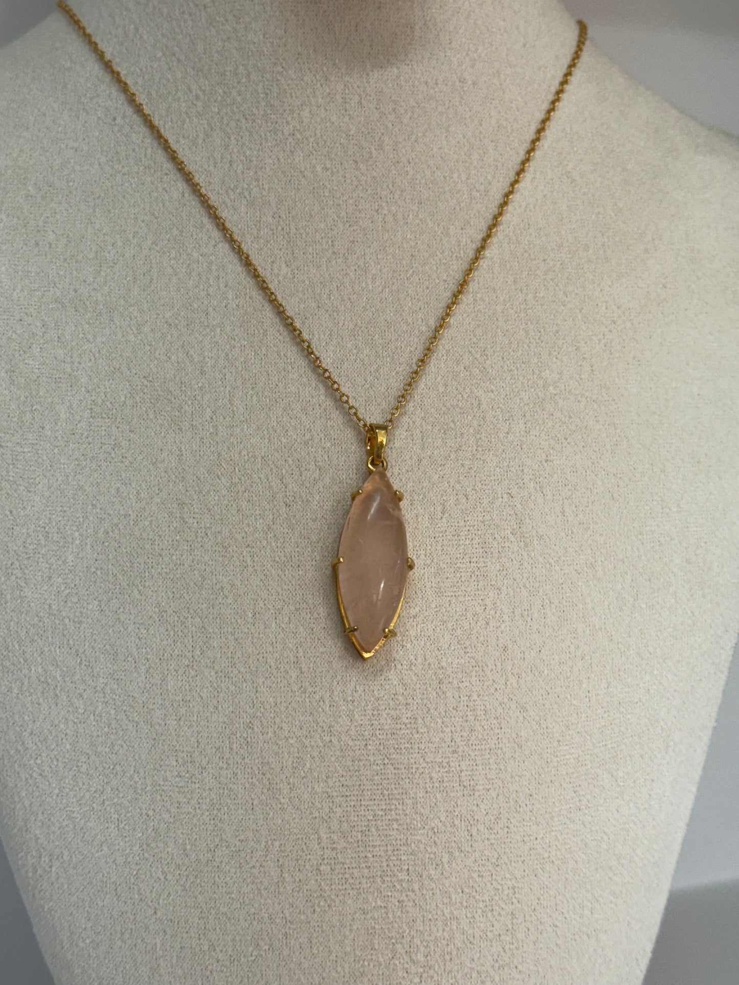 Collier Rose Élancée