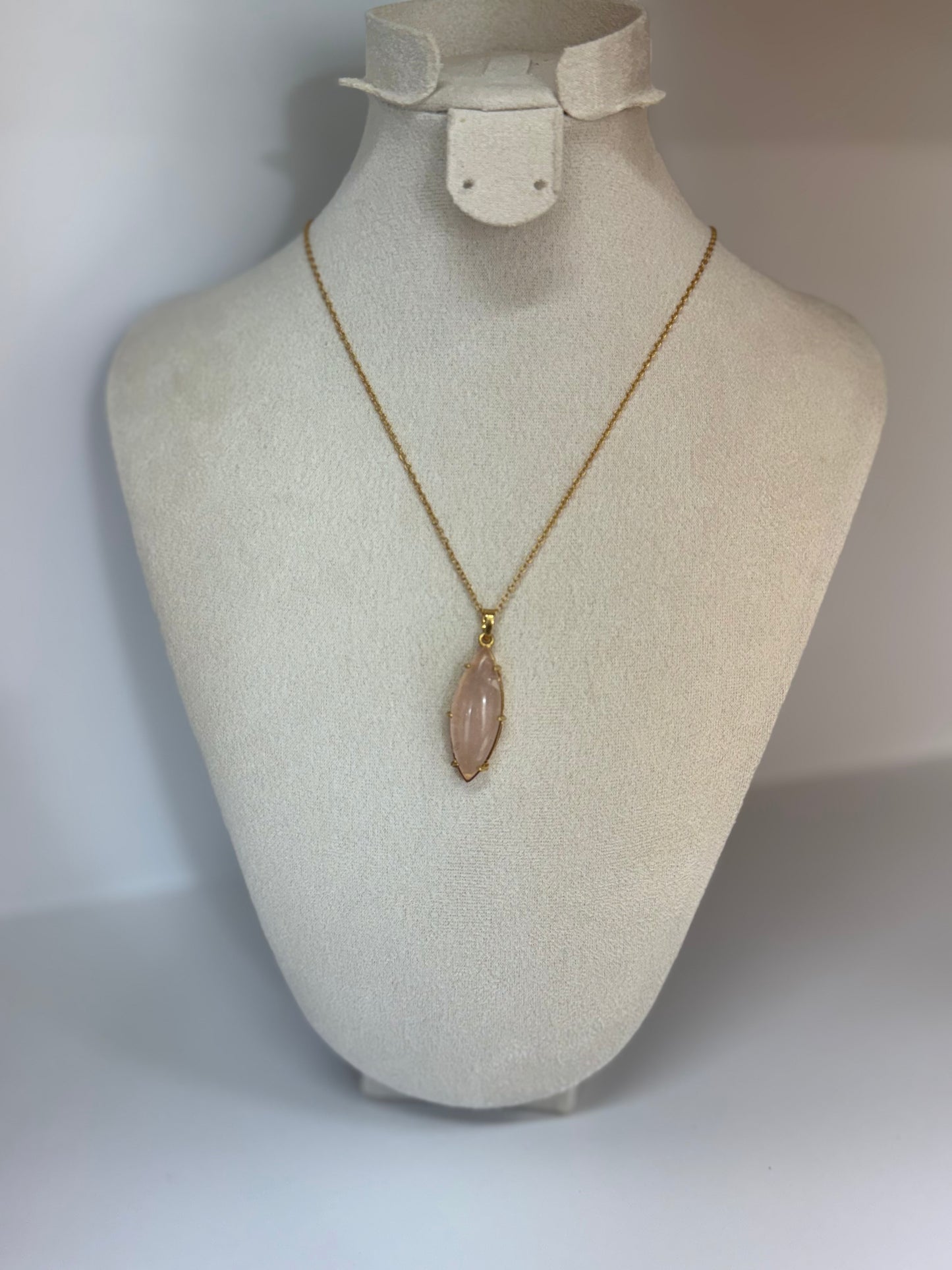 Collier Rose Élancée