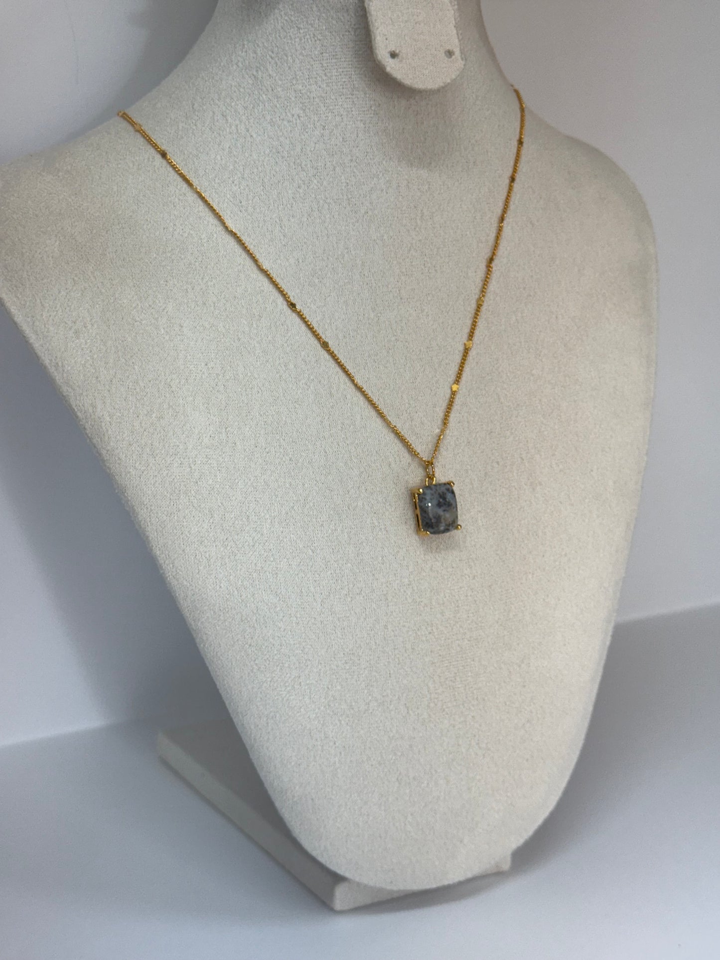 Collier Forêt d’Hiver