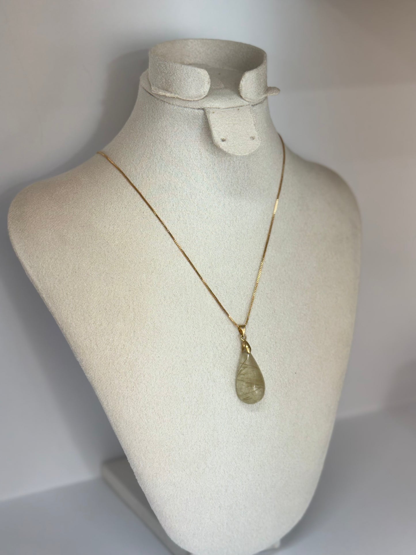 Collier Larme d’Or