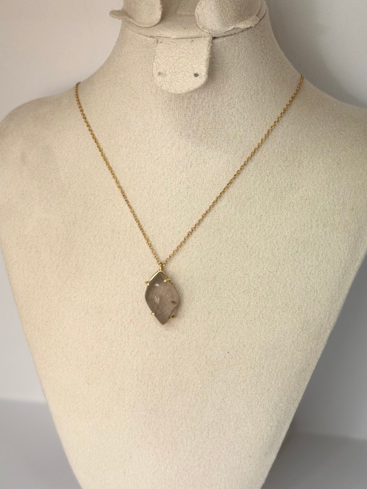 Collier Feuille de Sagesse