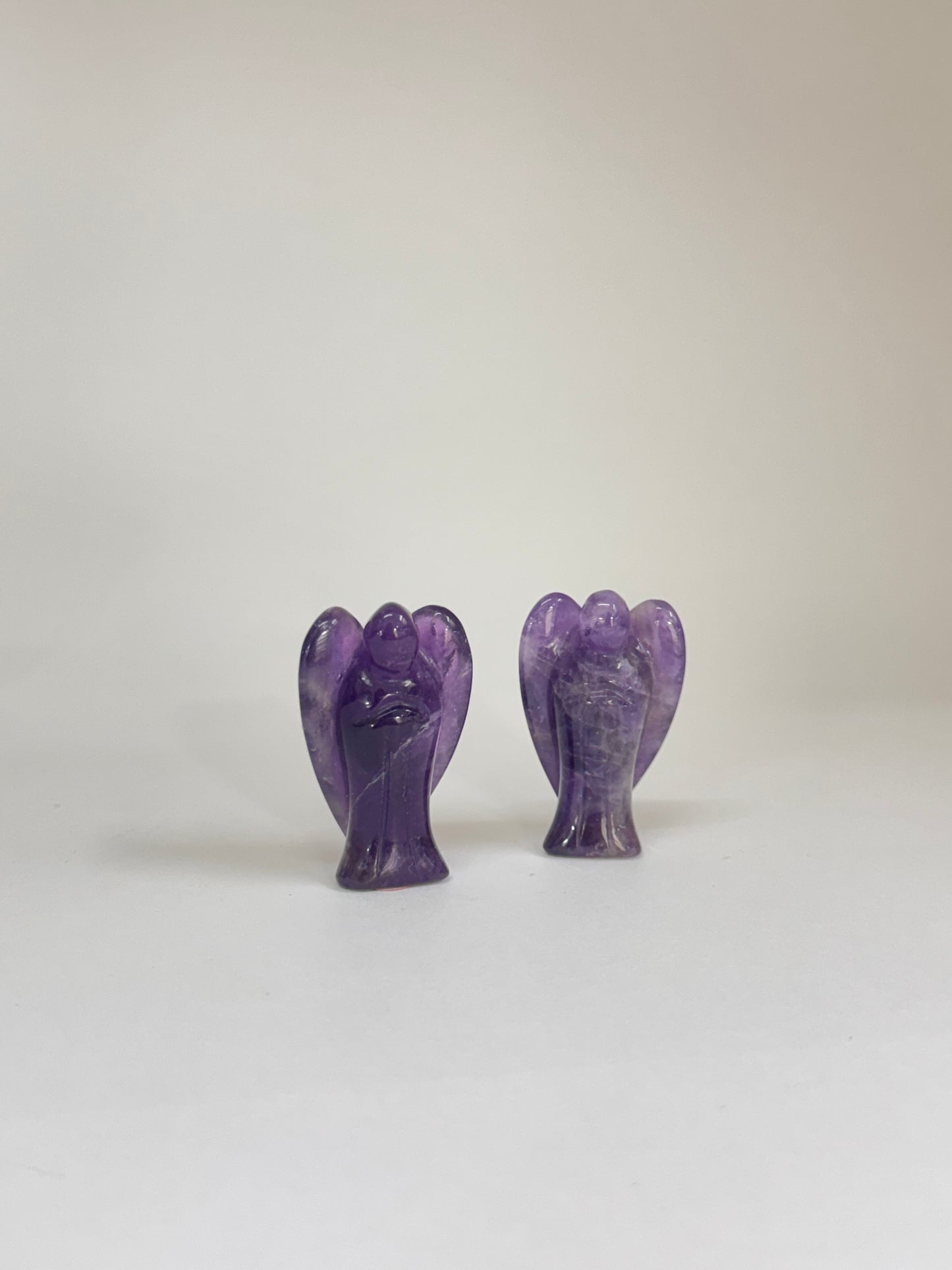 Ange en Améthyste – Figurine en pierre naturelle (1 pièce)