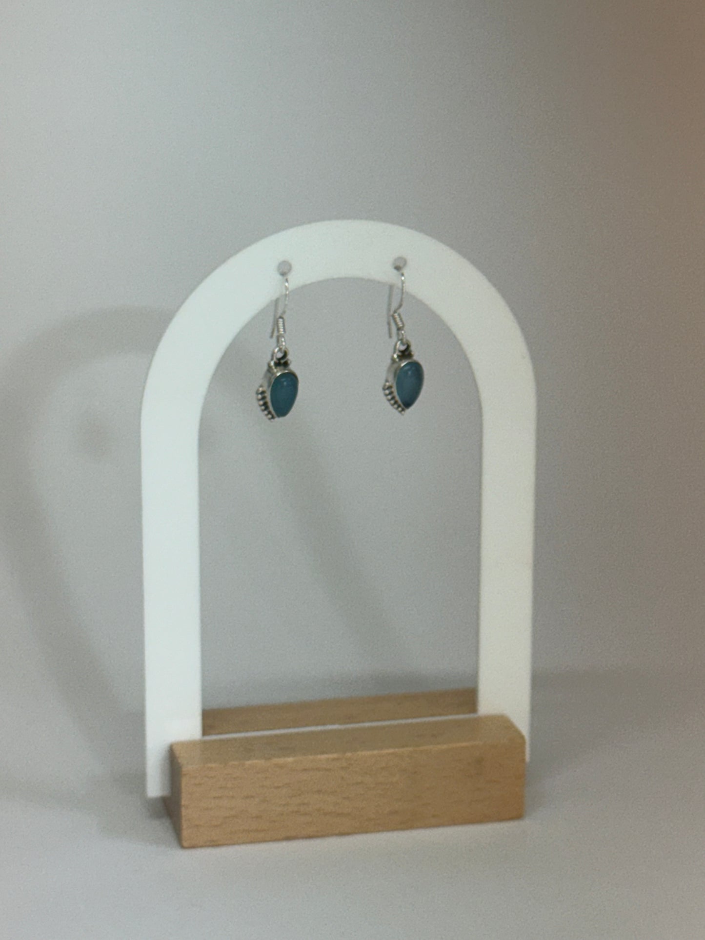Boucles d’oreilles Calcédoine bleue