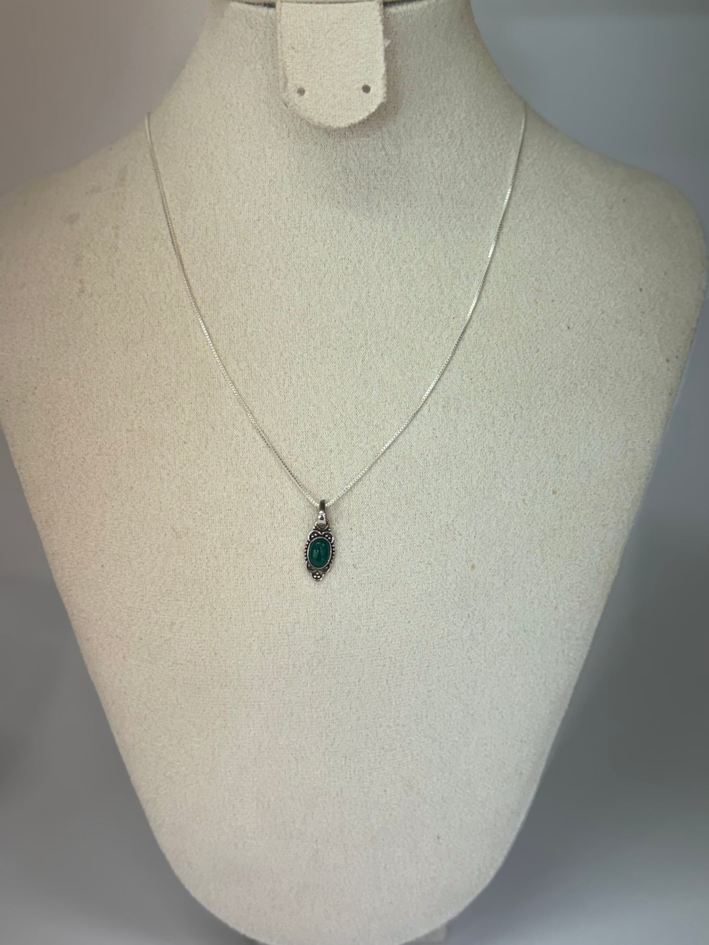 Pendentif Aventurine Verte – Énergie douce et chance