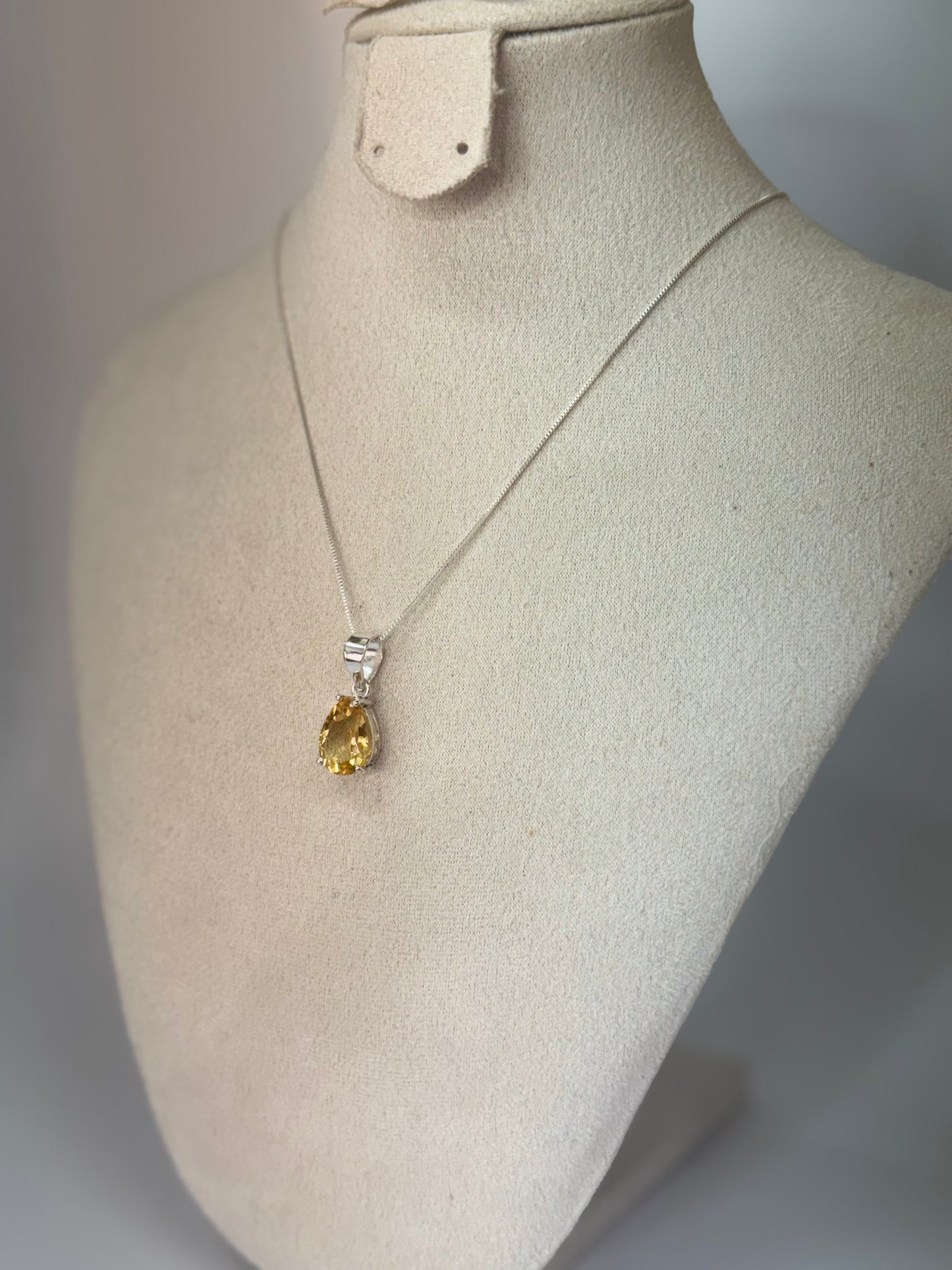 Pendentif en Citrine naturelle