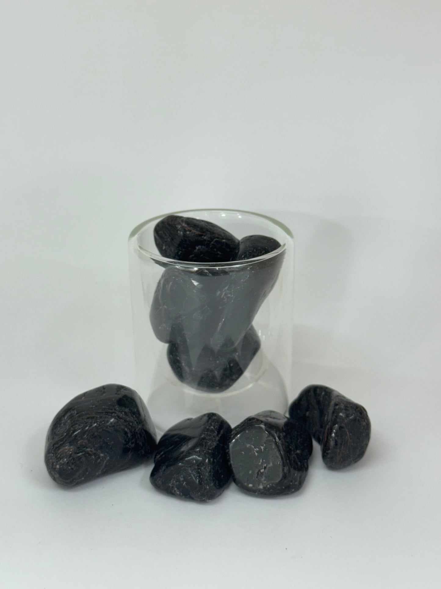 Tourmaline Noire – Pierre Brute Polie