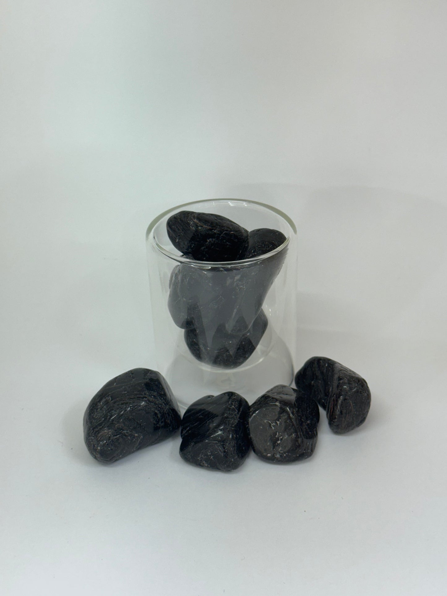 Tourmaline Noire – Pierre Brute Polie