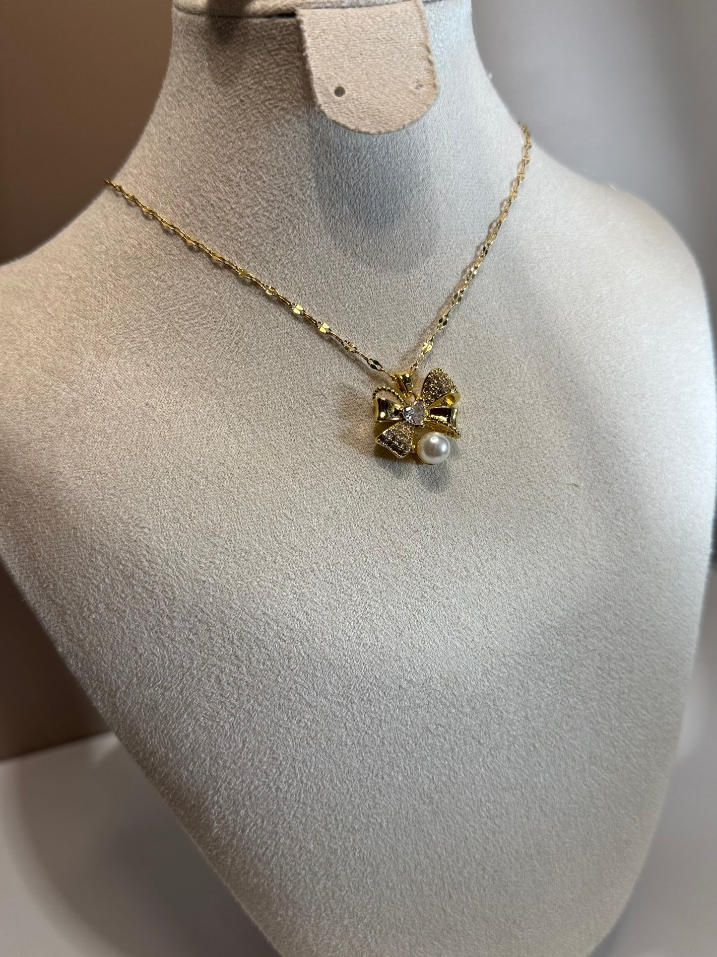 Collier Noeud de Perle