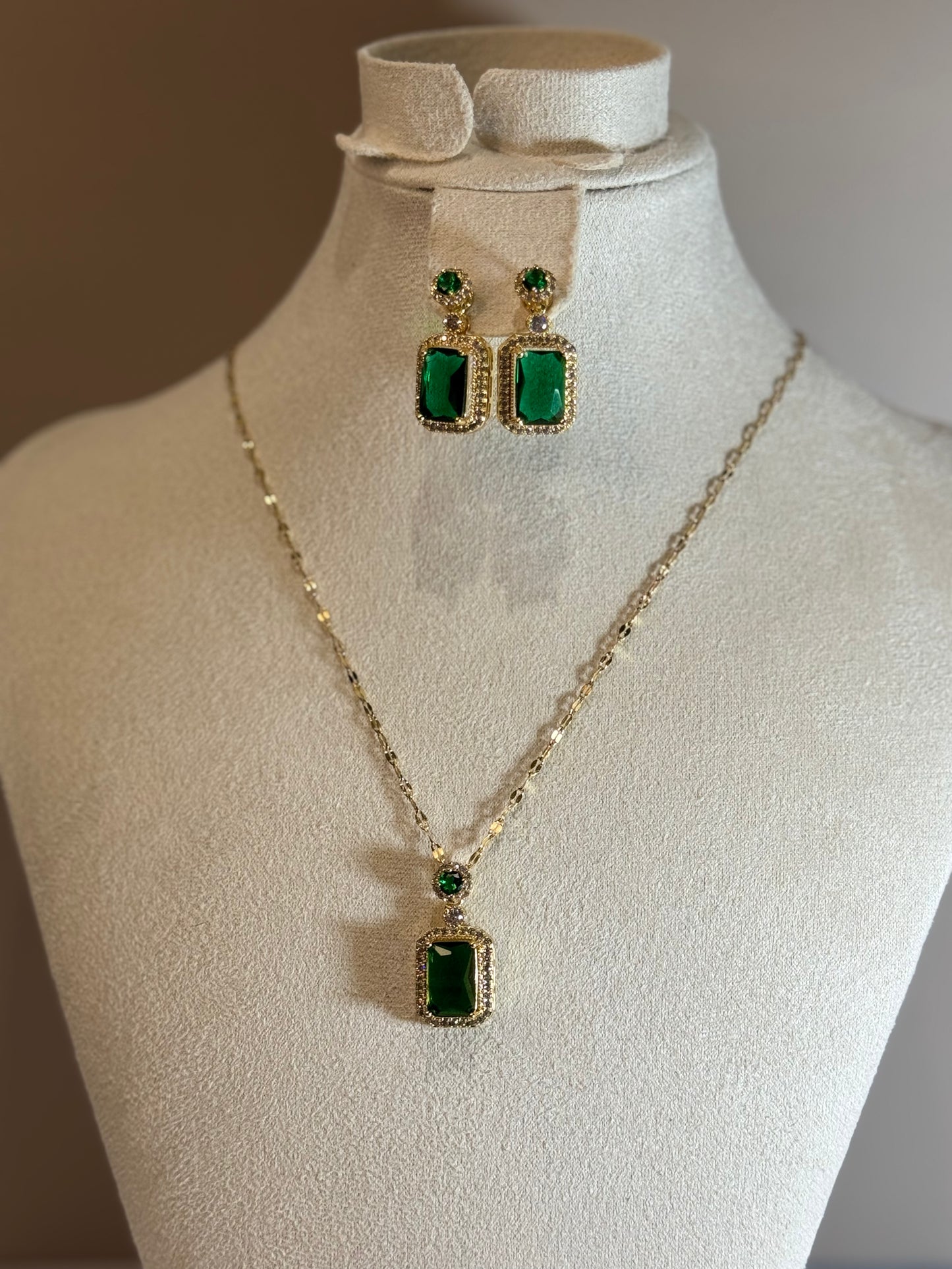 Parure Émeraude Royale