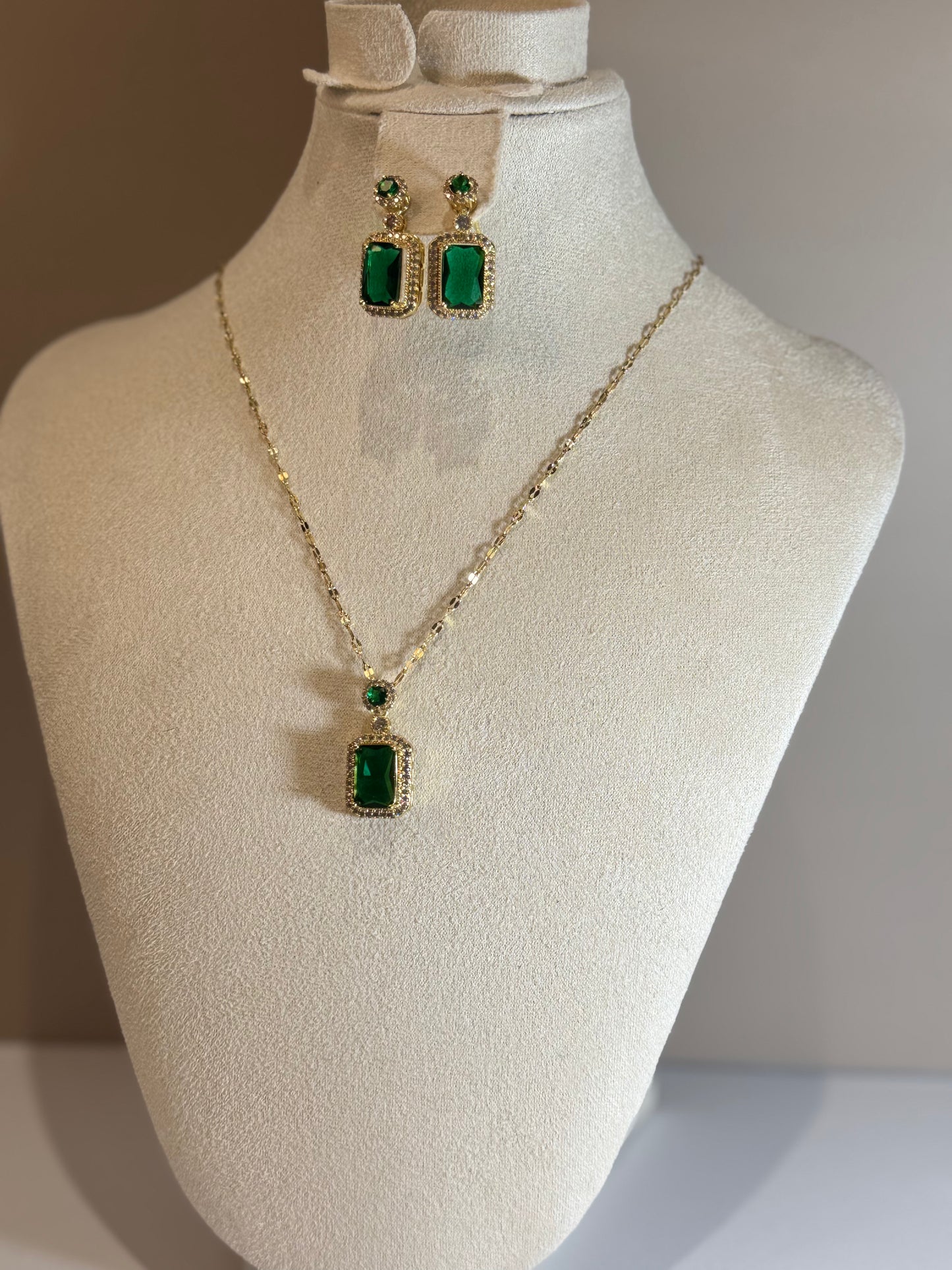 Parure Émeraude Royale