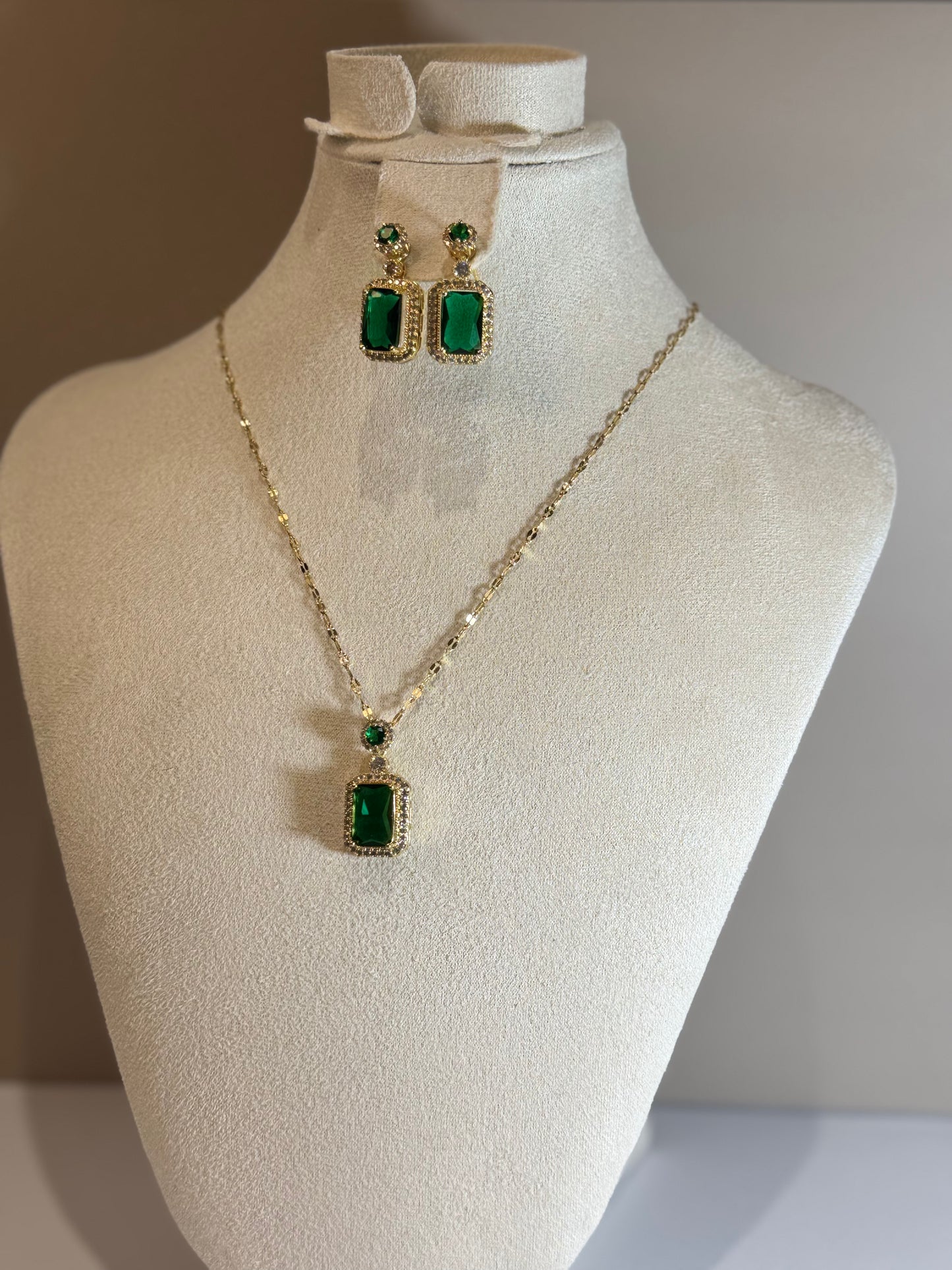 Parure Émeraude Royale