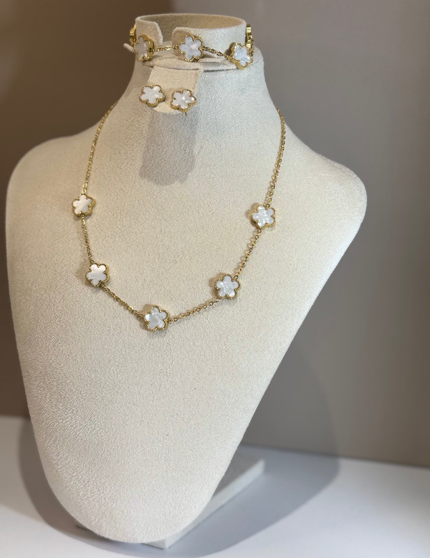 Parure Fleur d’Élise Blancheur Éthérée