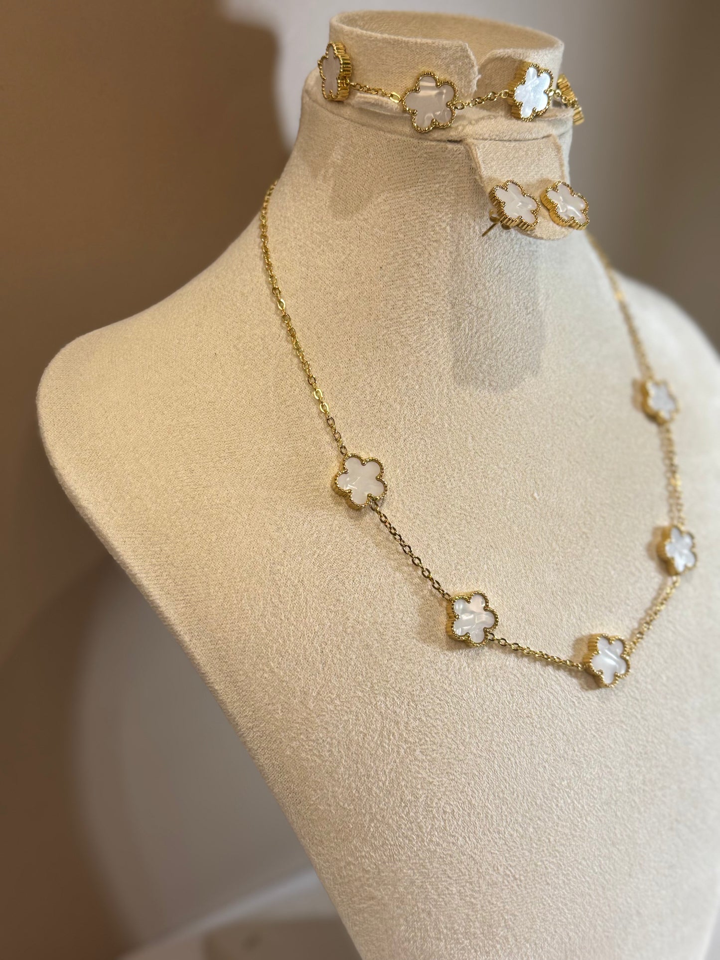Parure Fleur d’Élise Blancheur Éthérée