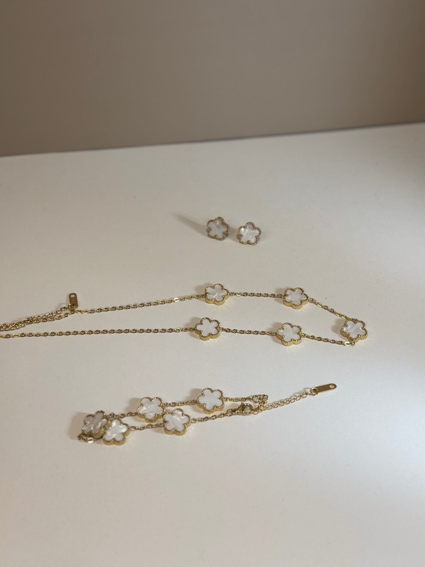 Parure Fleur d’Élise Blancheur Éthérée