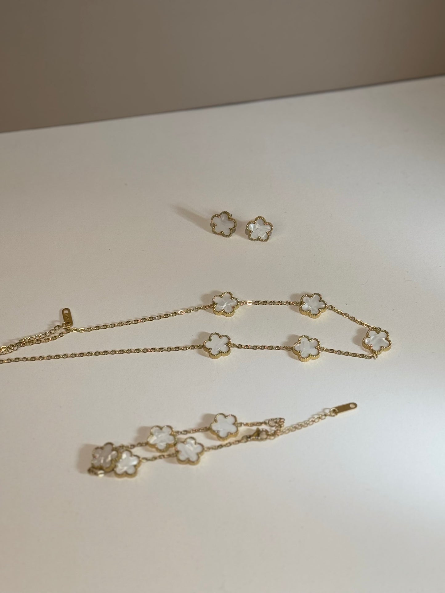 Parure Fleur d’Élise Blancheur Éthérée