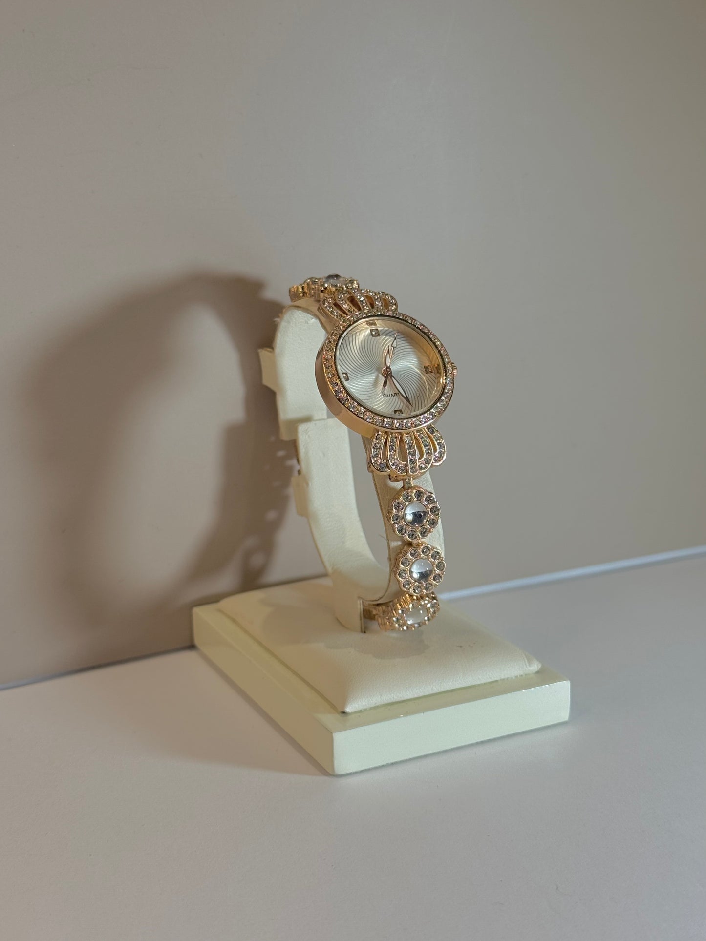 Montre Blanche Élégance