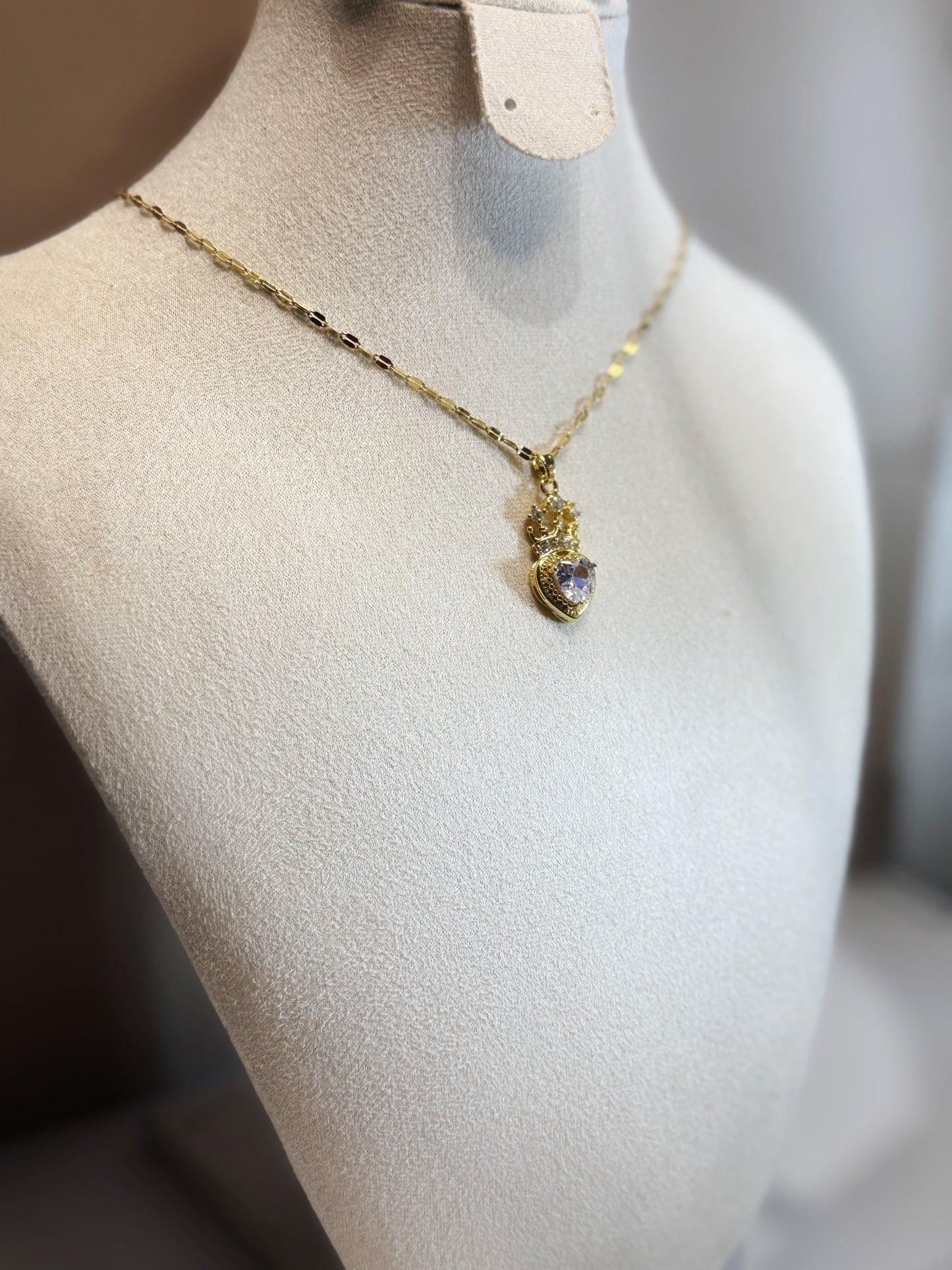Collier Cœur Couronné