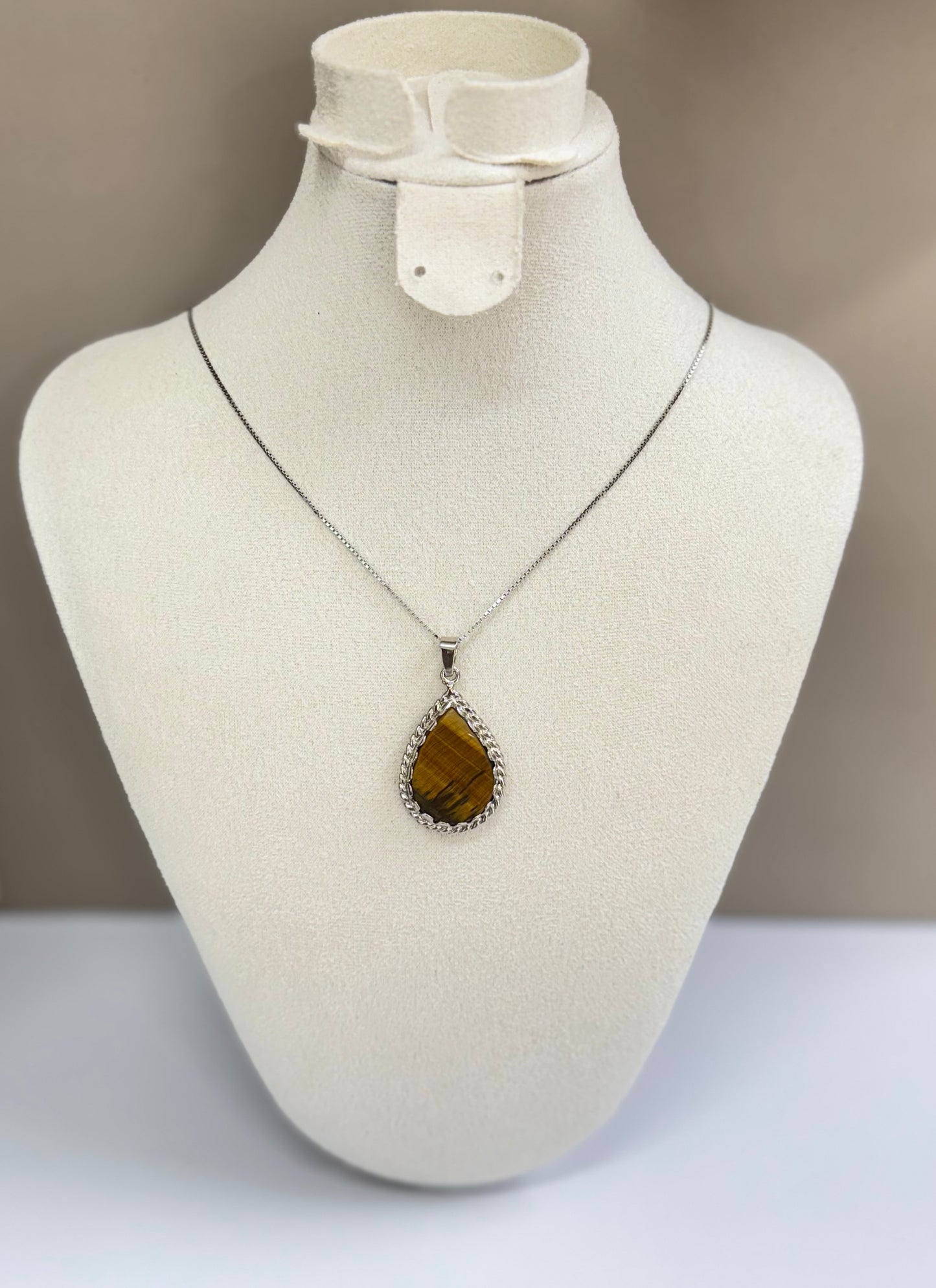Collier Flamme Solaire (Œil de tigre)
