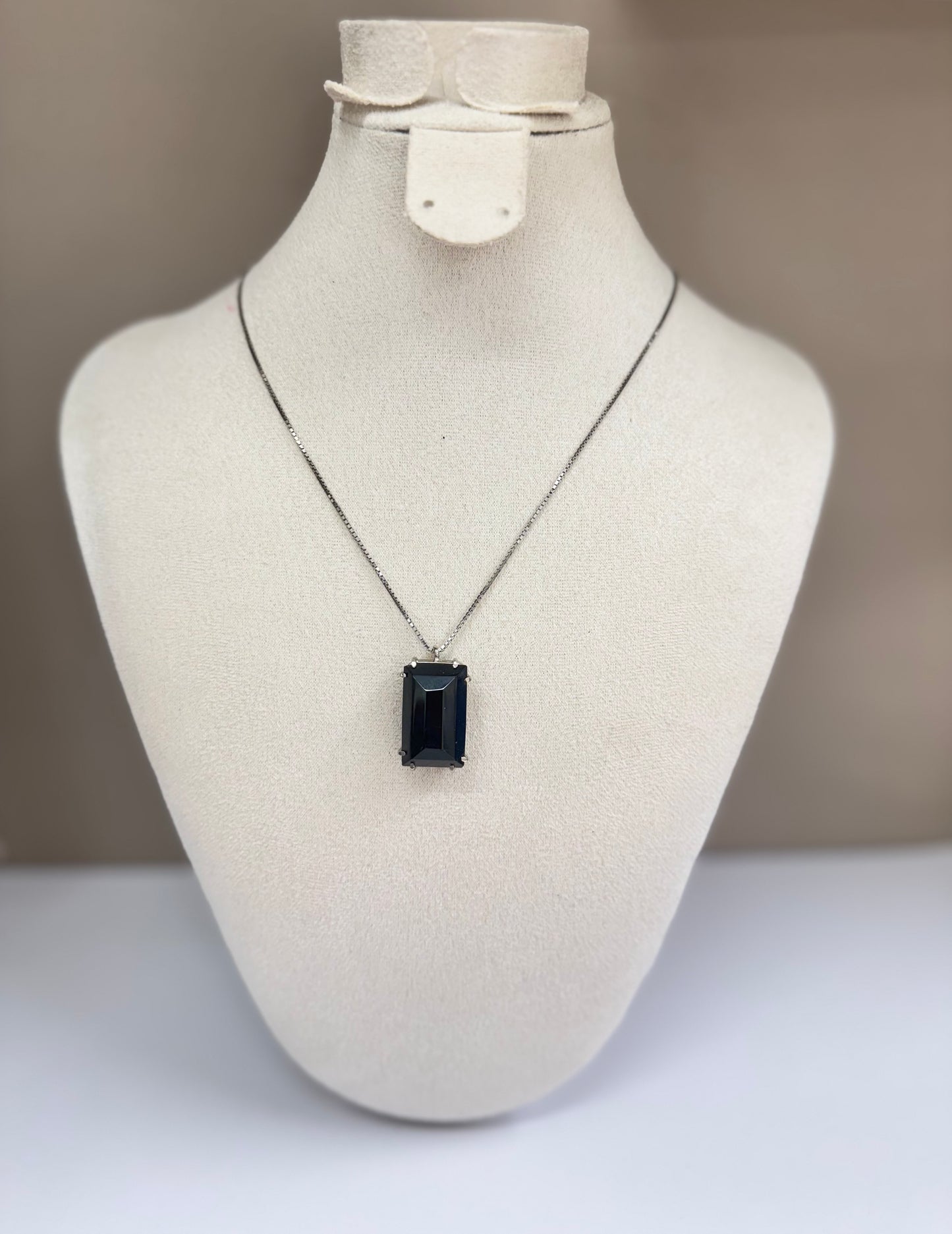 Nuit Souveraine (Agate noire)
