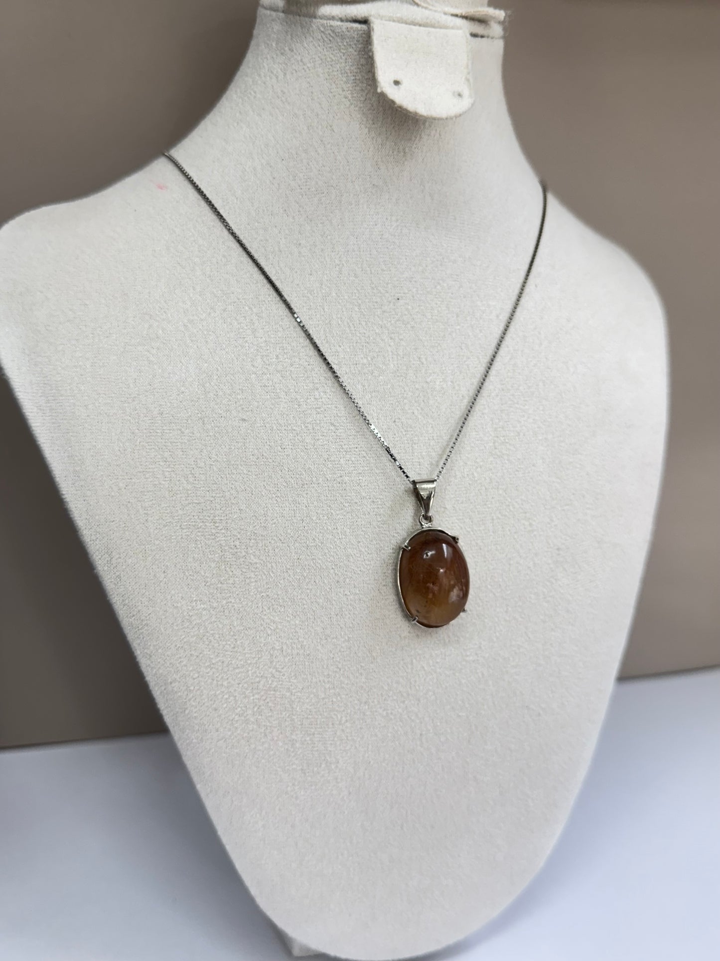 Ancrage Solaire (quartz hématoïde)