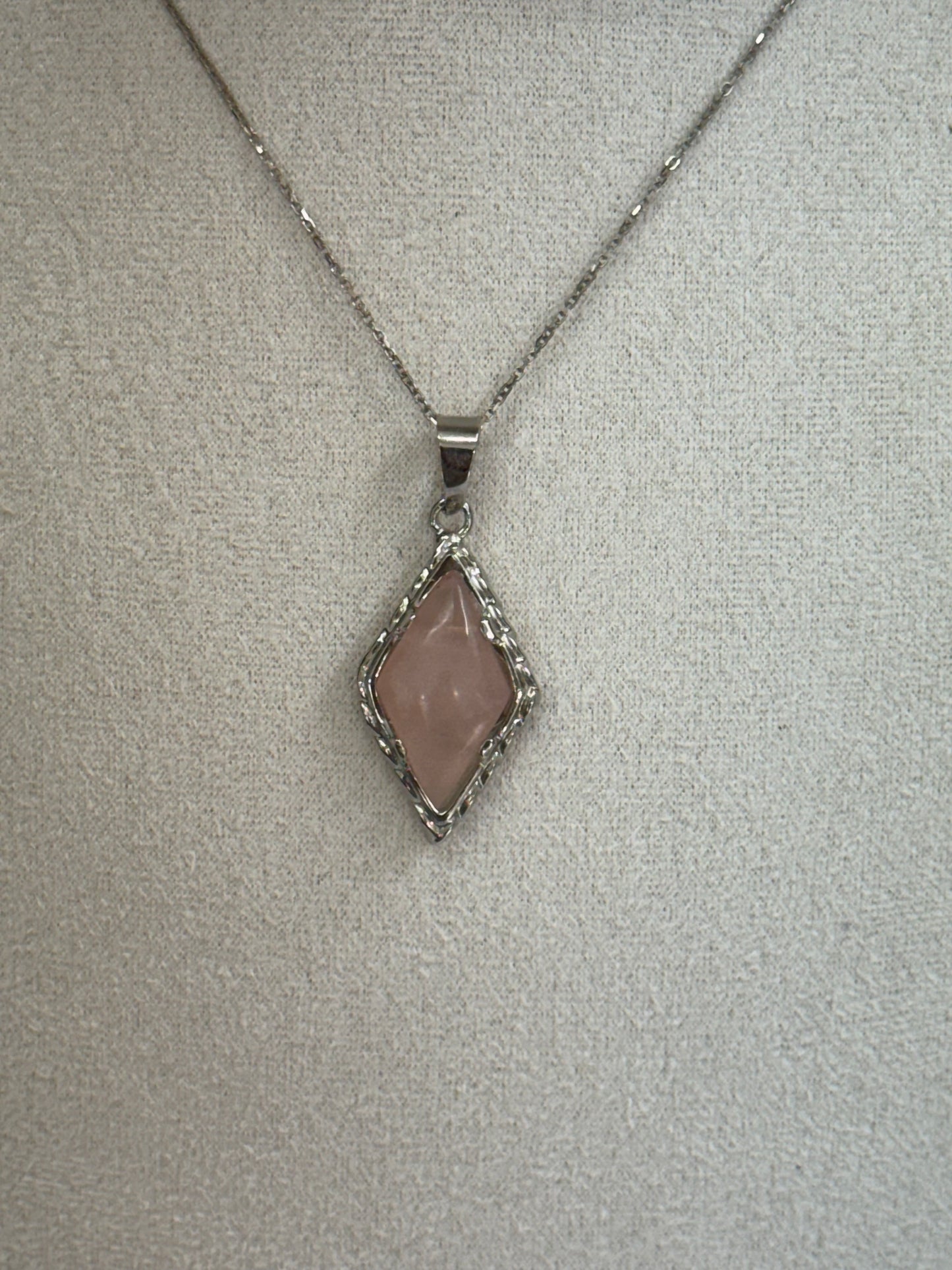 Éclat de Vénus (Quartz rose)