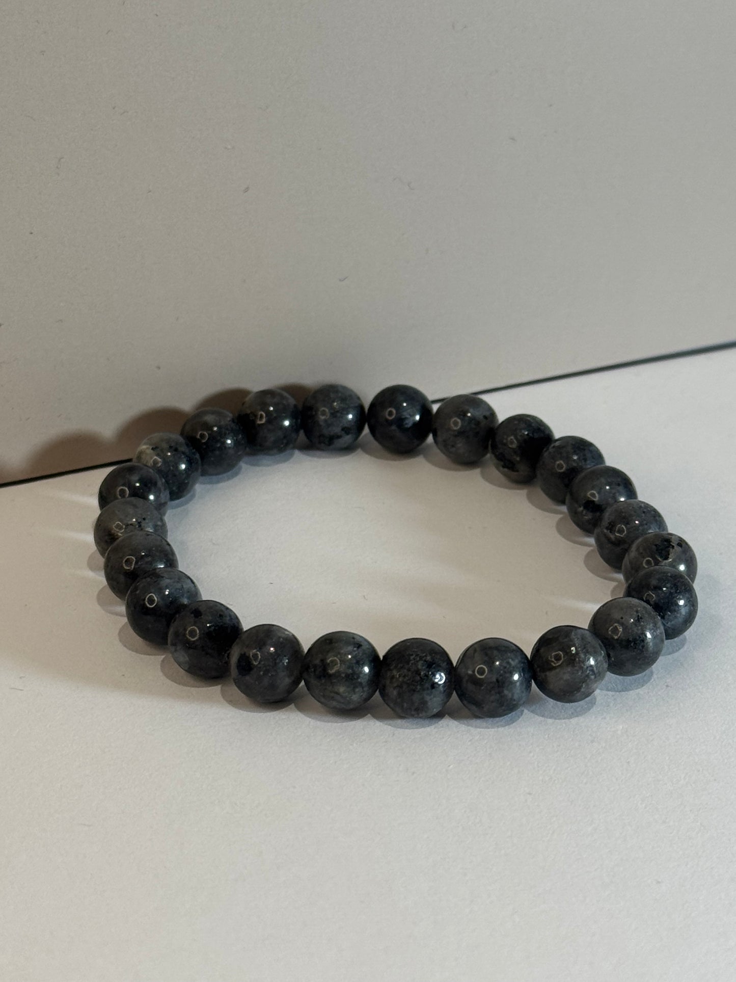 Bracelet Gardien de l’Ombre (Larvikite)