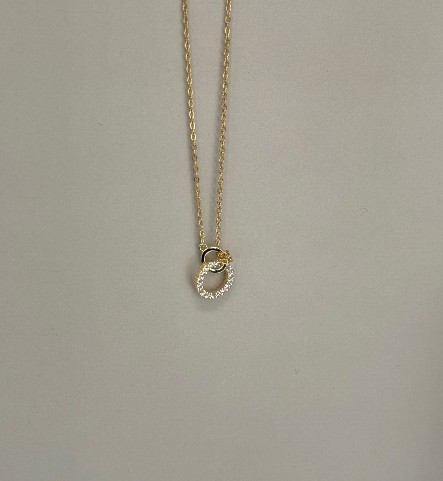 Collier Cercle Éclatant