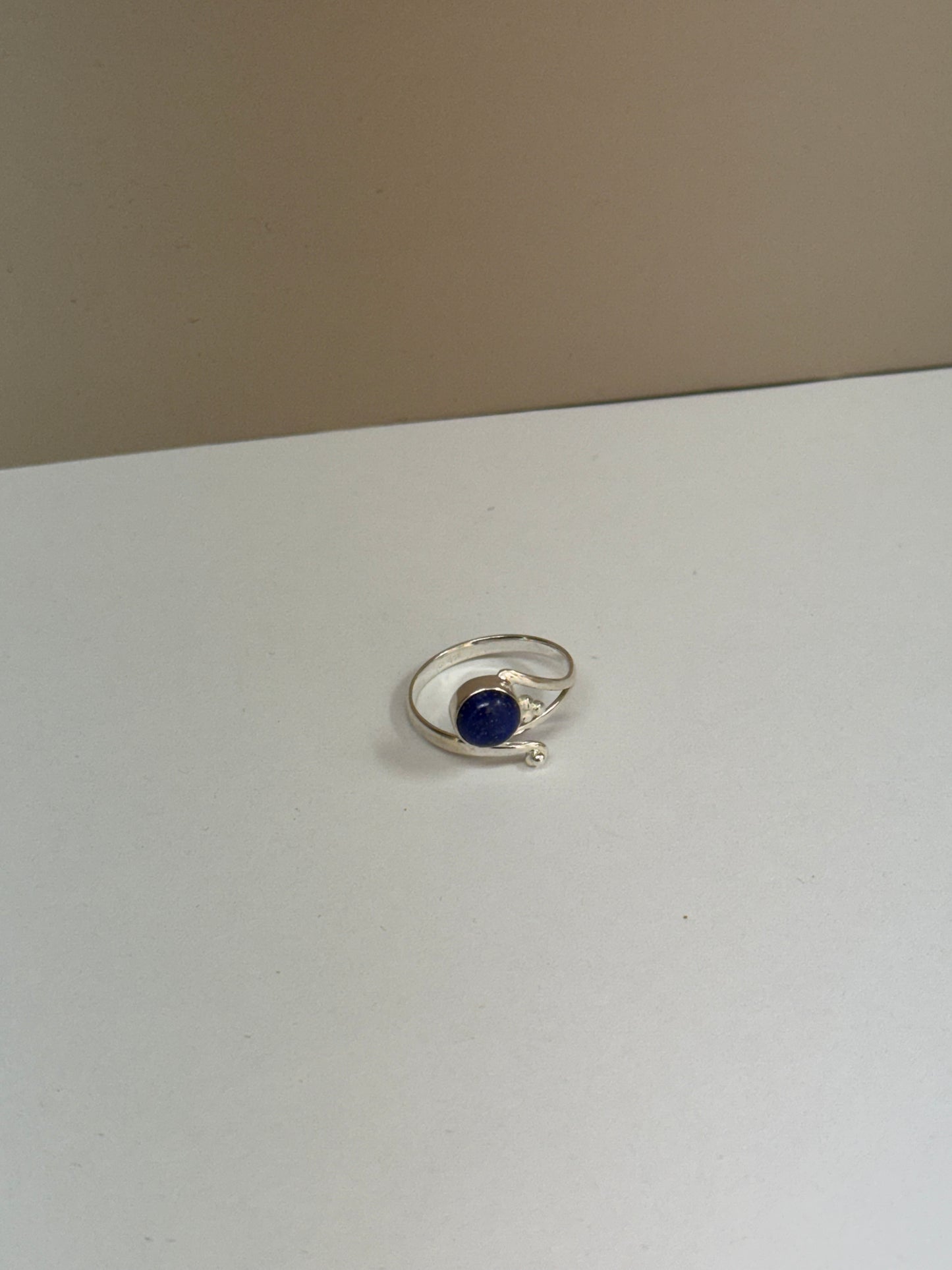 Bague Spirale Solaire en Lapis-Lazuli
