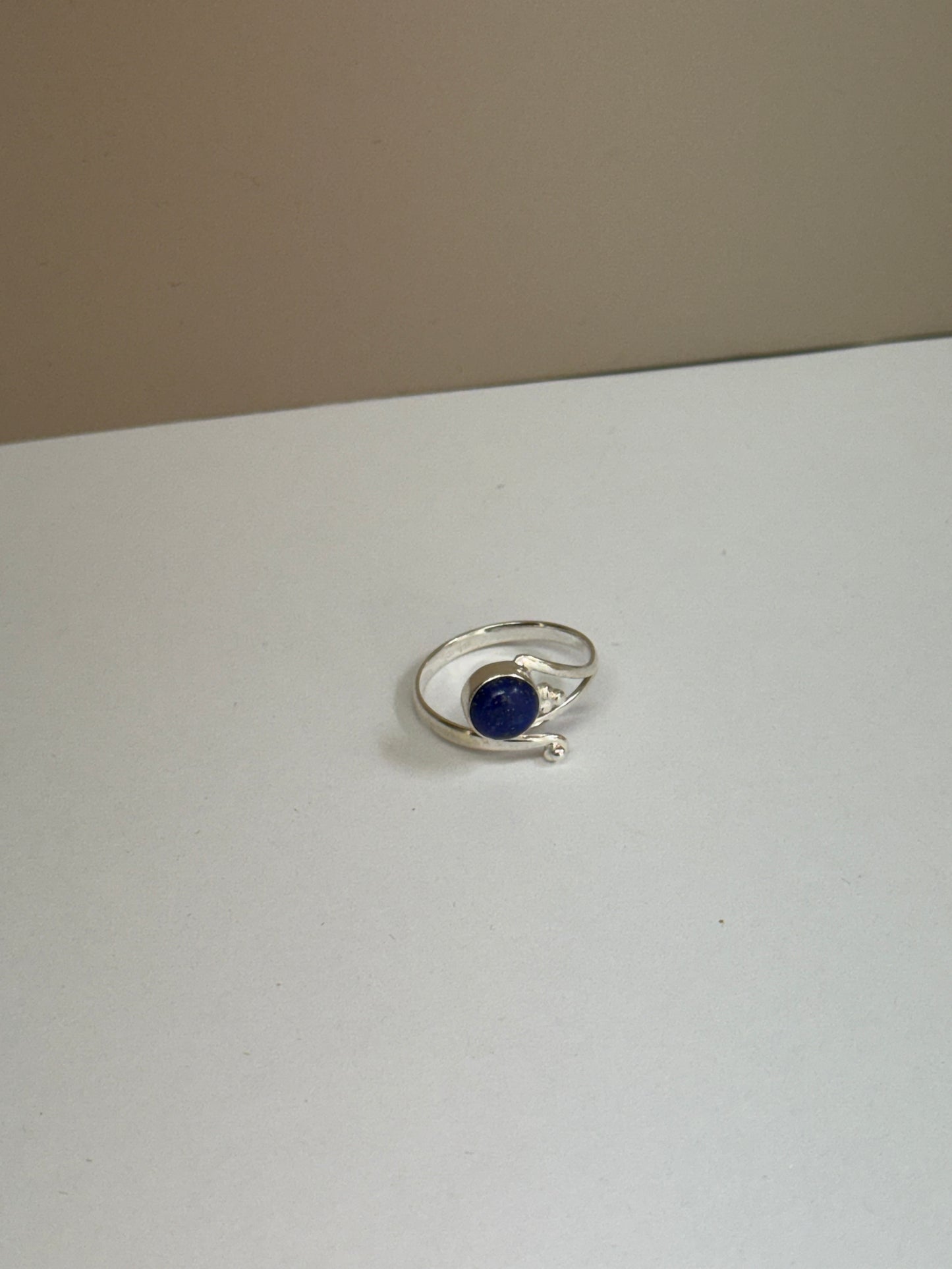 Bague Spirale Solaire en Lapis-Lazuli