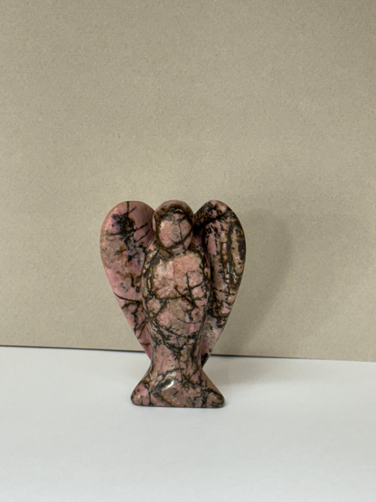 Ange Gardien – Rhodonite Veinée